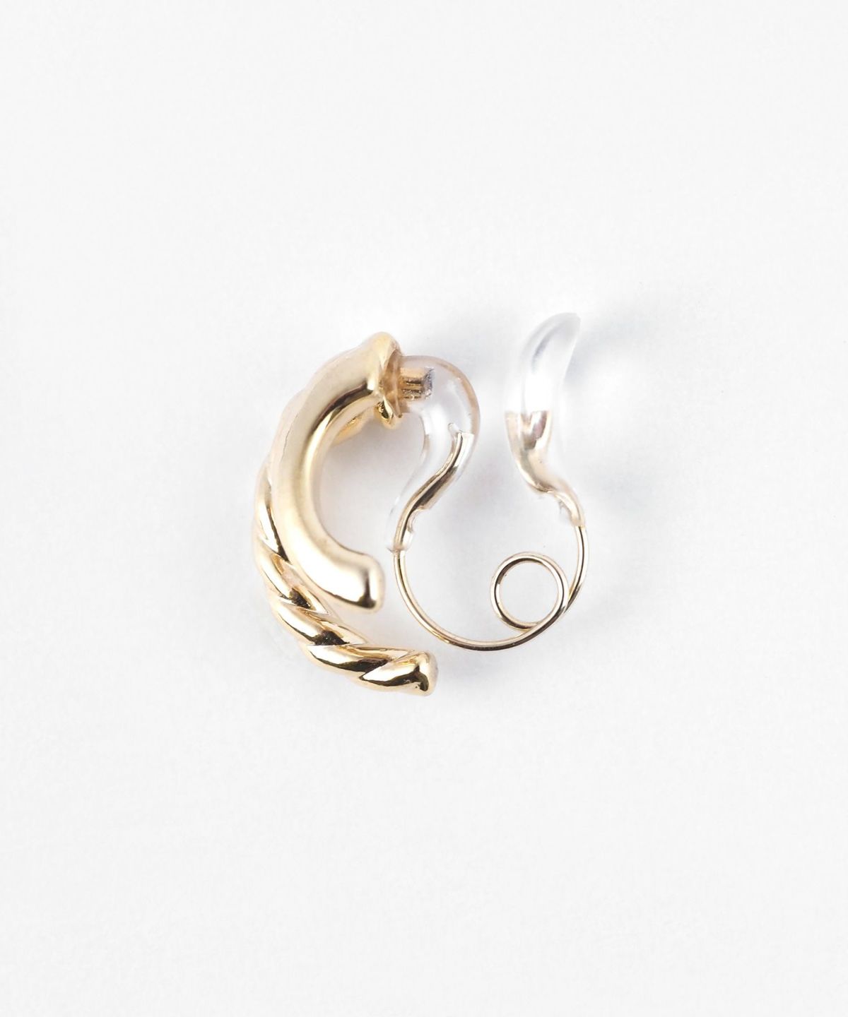 【web限定】ツイストダブルラインクリスタルループフィットイヤリング