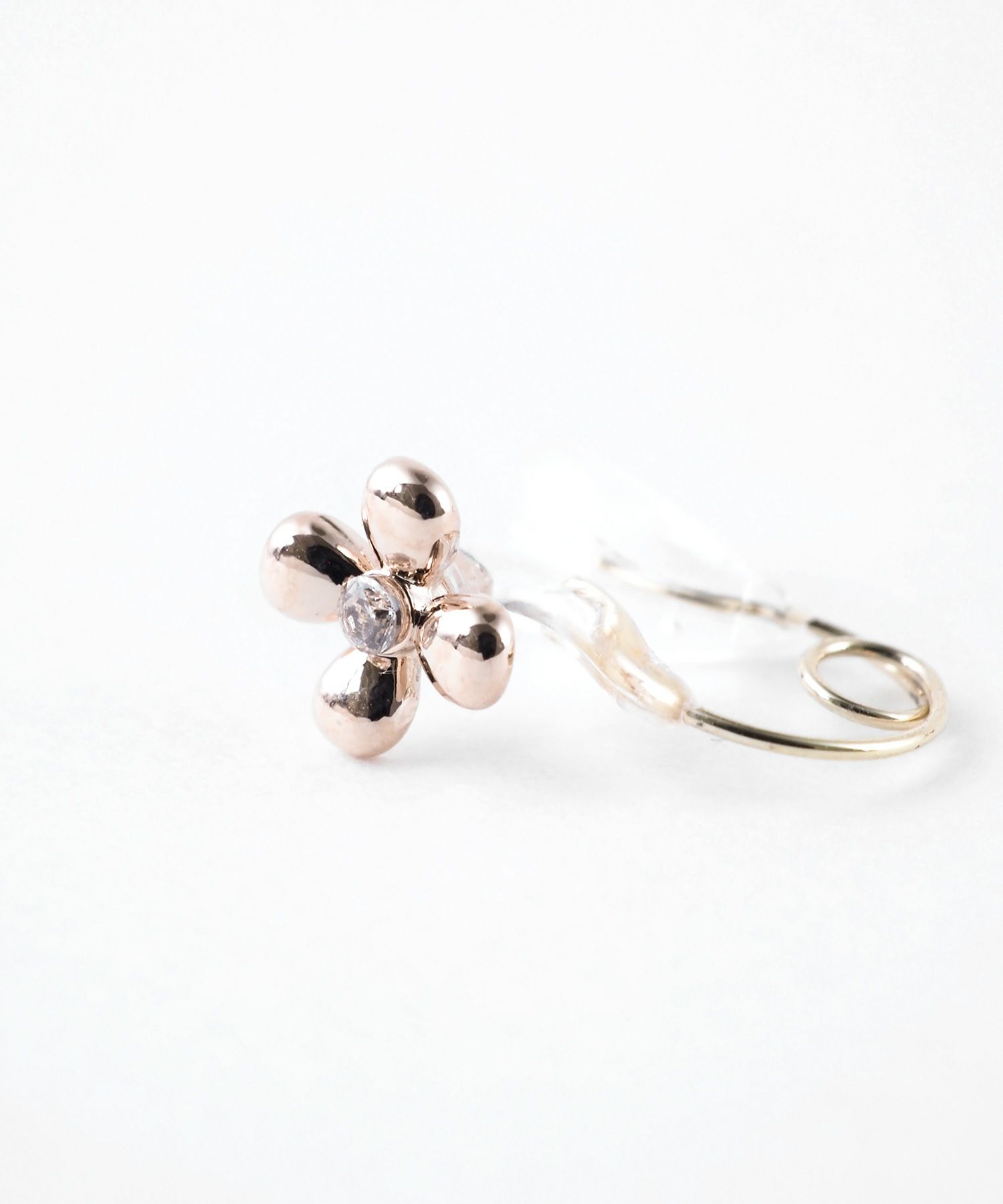 【web限定】ルミフラワークリスタルループフィットイヤリング【Lumirise】