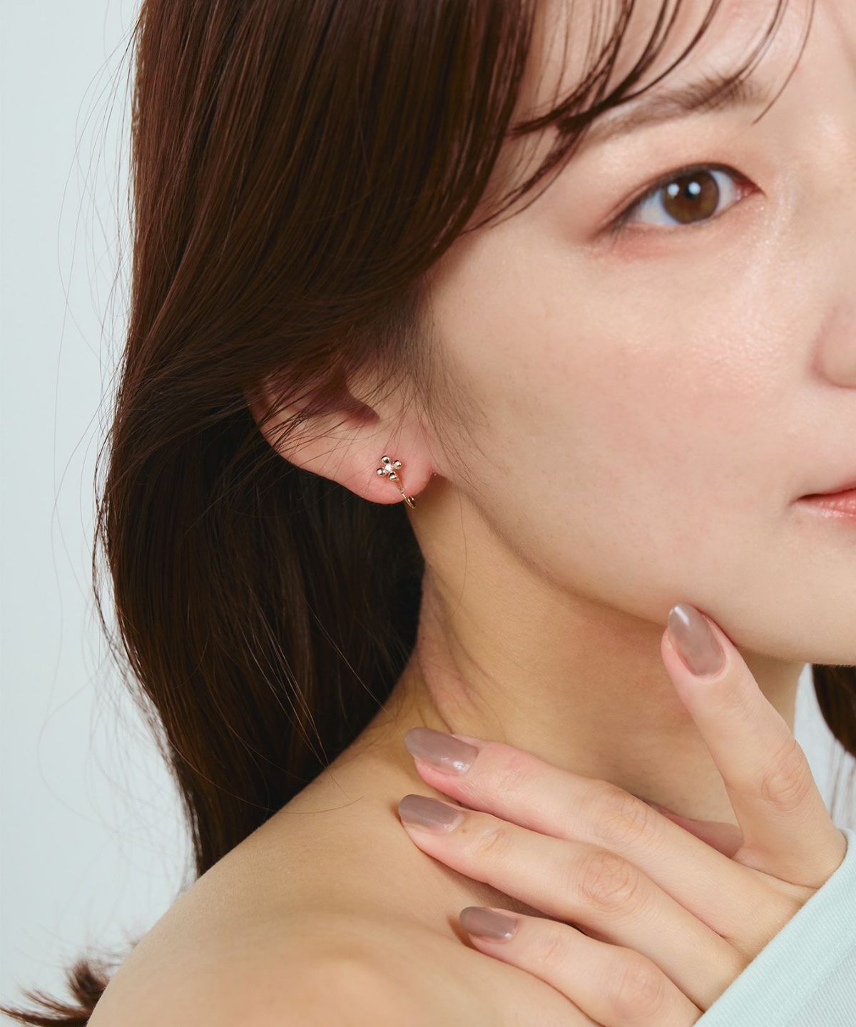 【web限定】メタルフラワークリスタルループフィットイヤリング