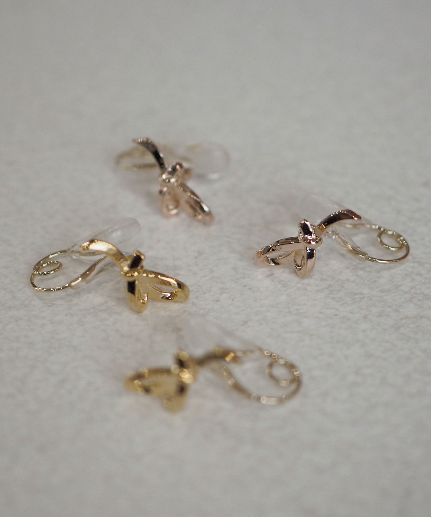 【web限定】メタルノットクリスタルループフィットイヤリング