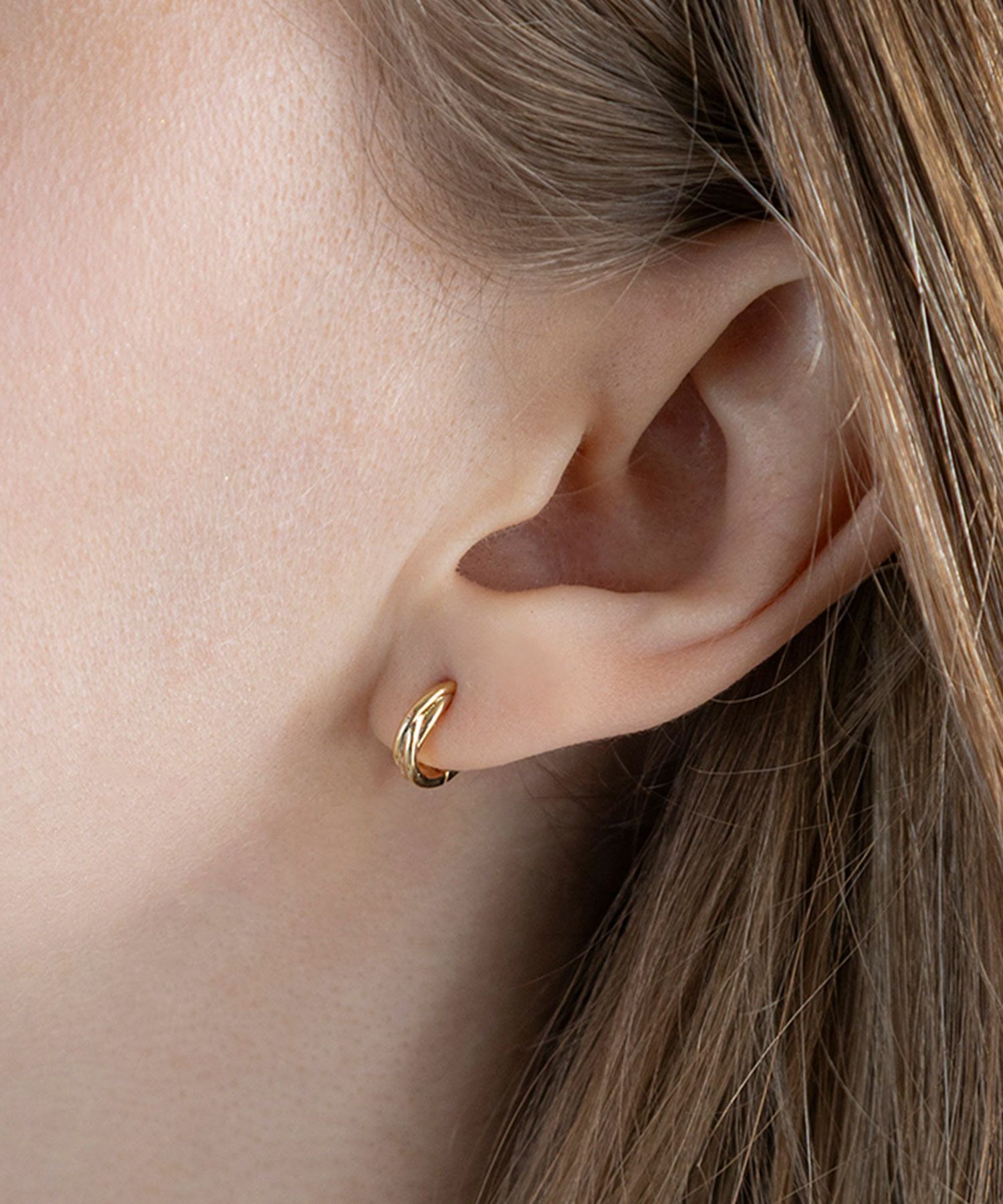 【web限定】ルミグロスニットフープセラミックポストスムースピアス【Lumirise】