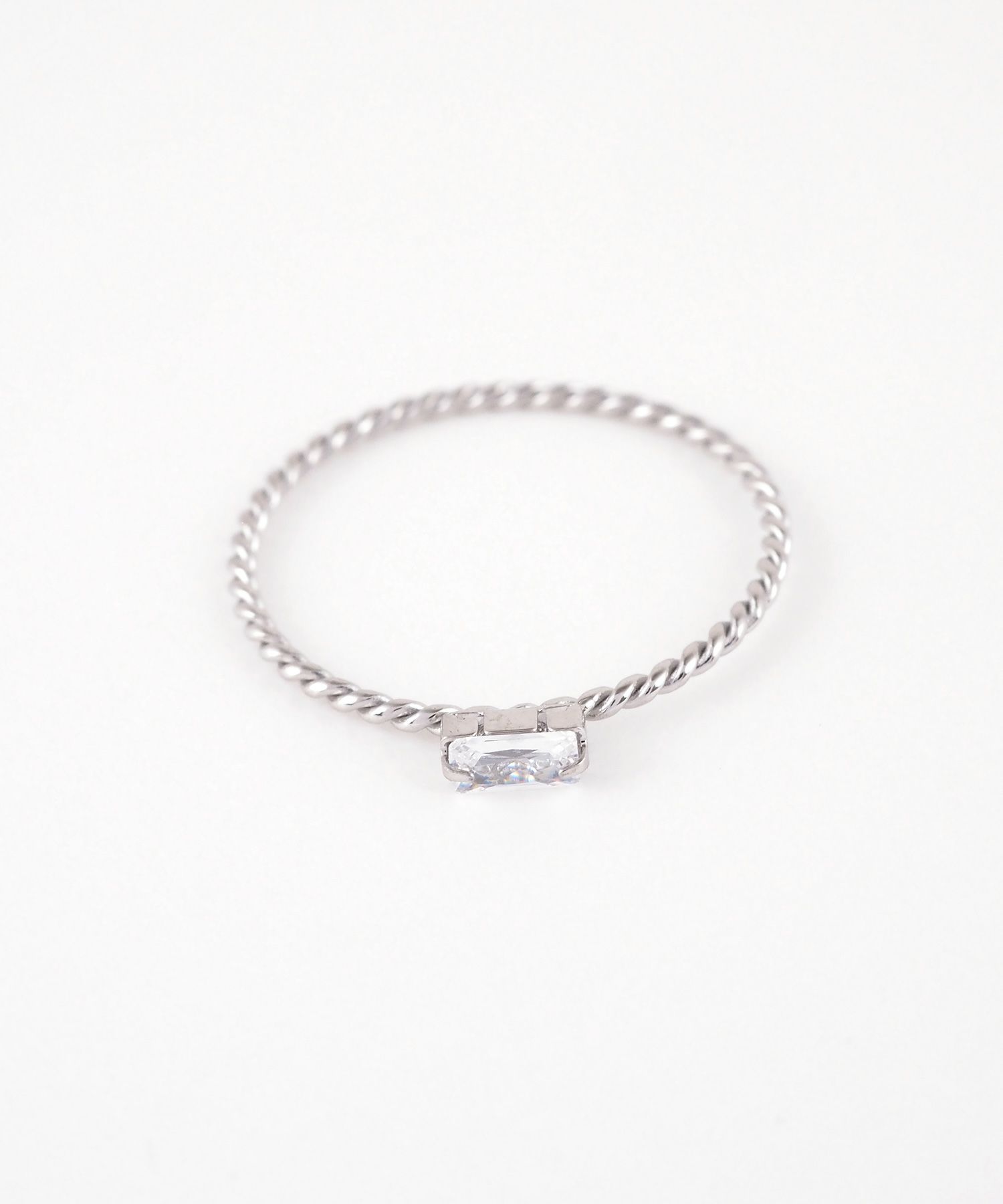 ツイストキュービックジルコニアサージカルステンレスリング