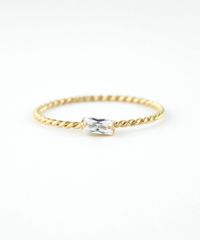 ツイストキュービックジルコニアサージカルステンレスリング