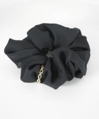 クロスビジューチャーム付きシュシュ