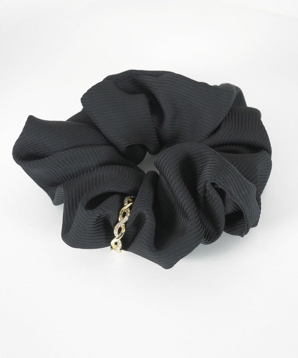 クロスビジューチャーム付きシュシュ | 【公式】MUK ONLINE SHOP｜人気