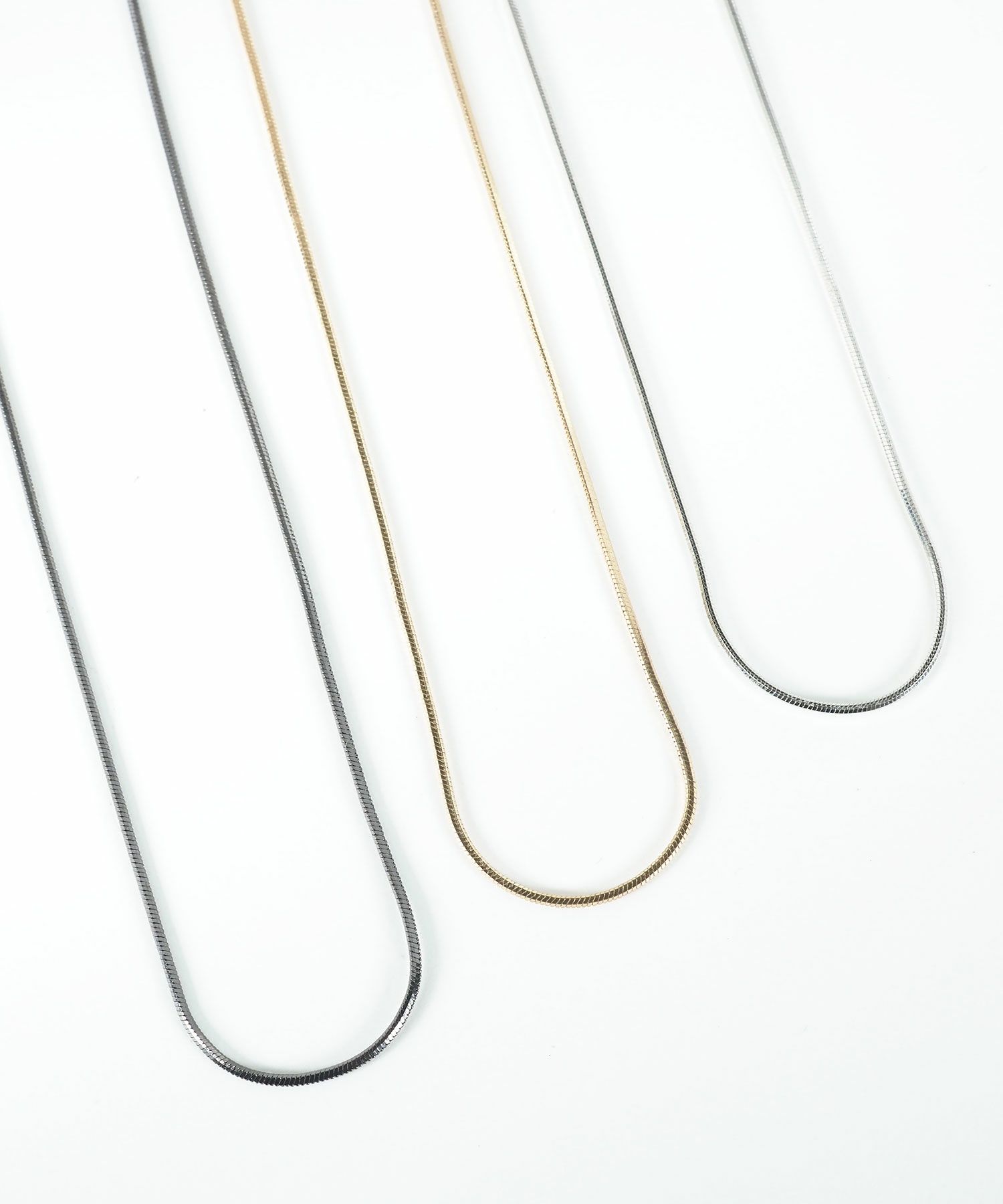 スネークスリムネックレス