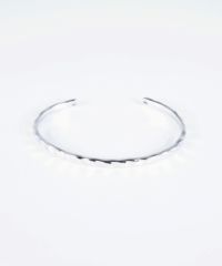 ハンマードバングル