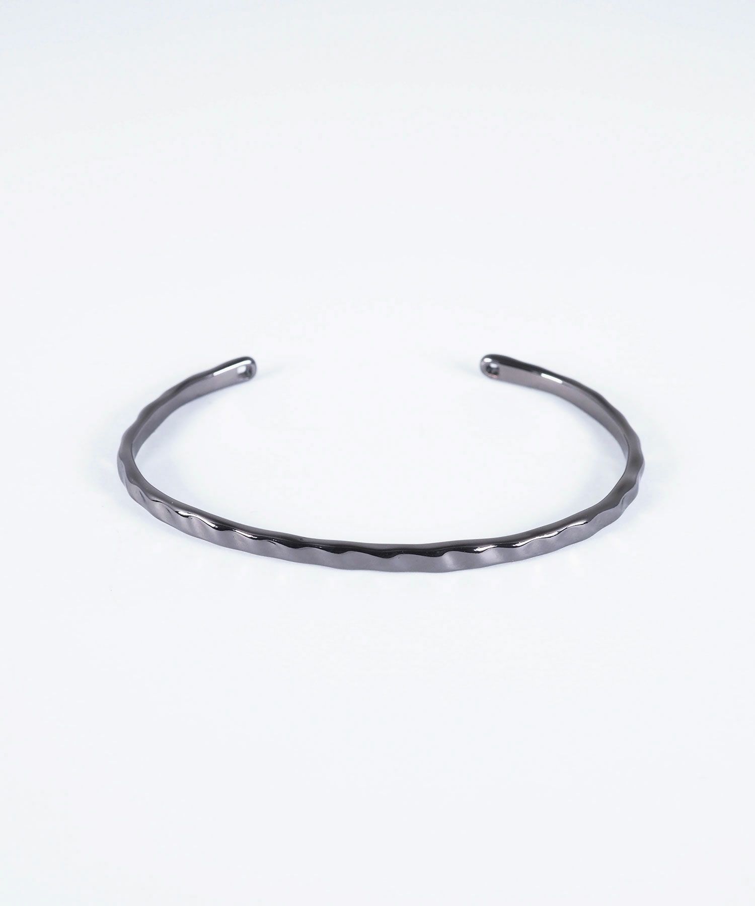 ハンマードバングル