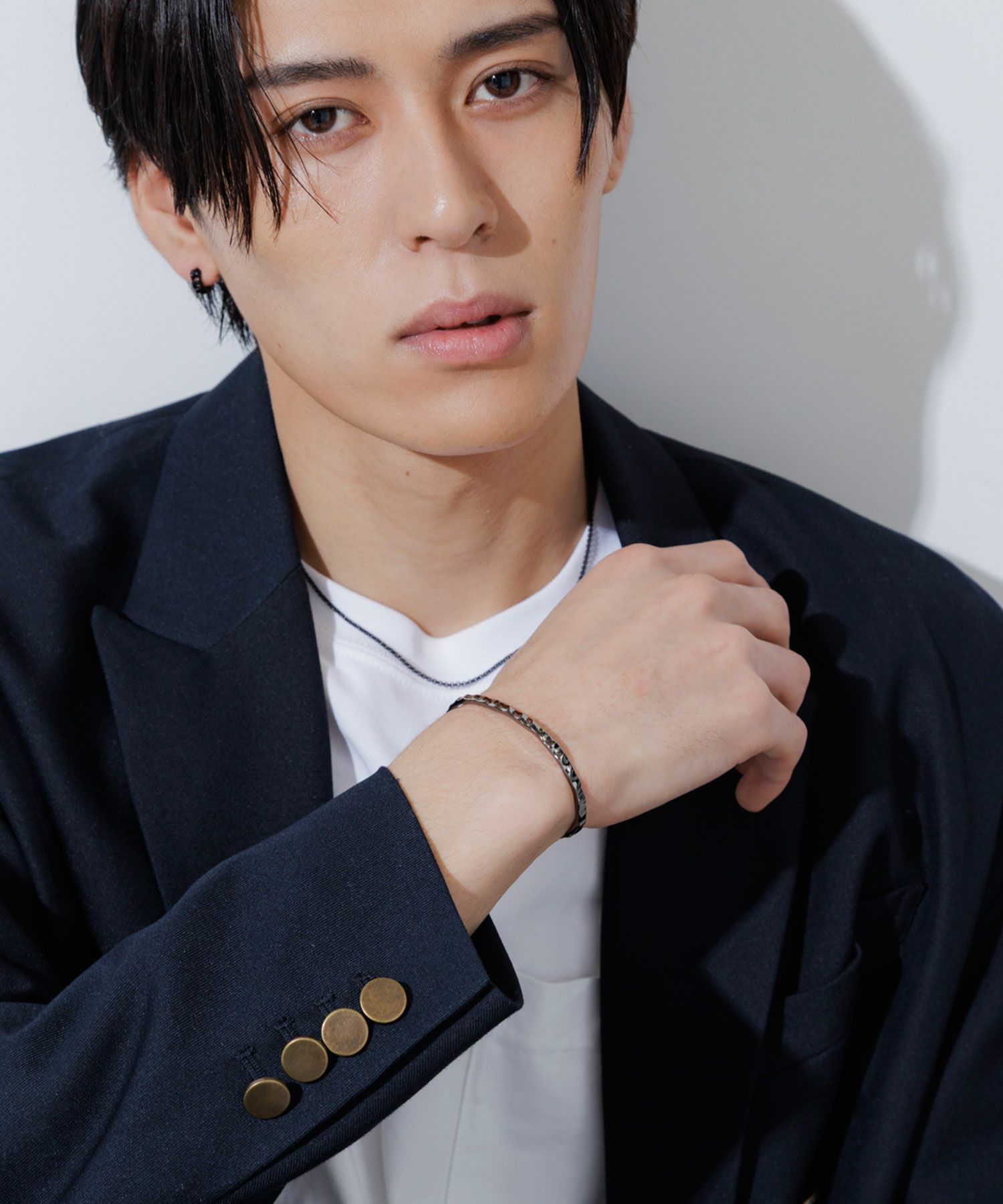 ハンマードバングル