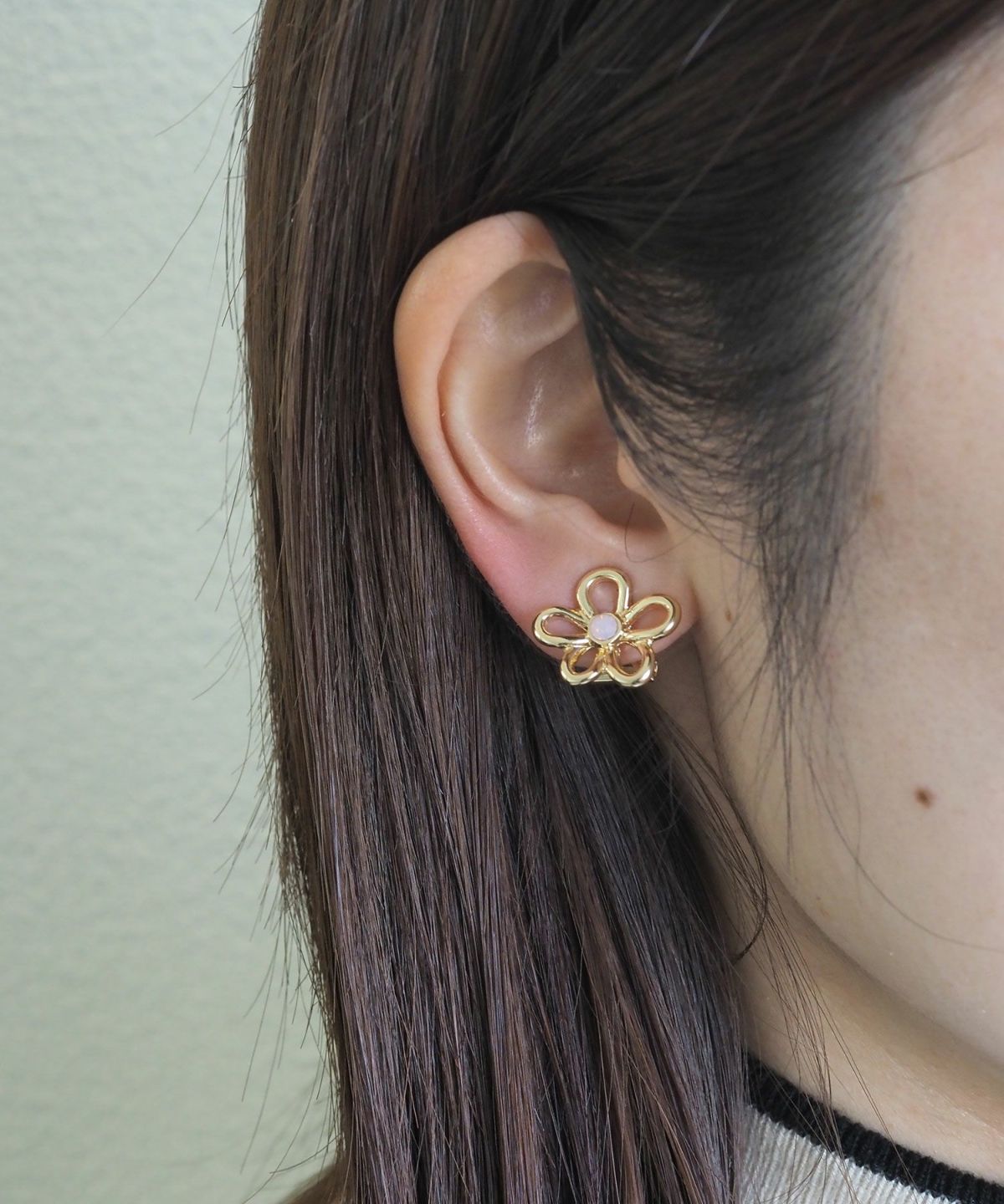 フラワーメタルクリップイヤリング