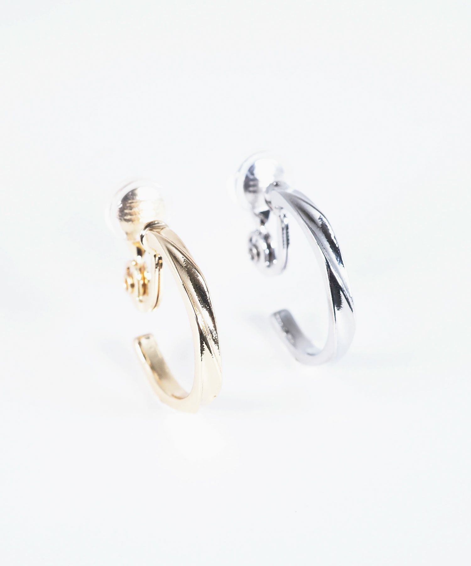 ツイストスリムフープクリップイヤリング