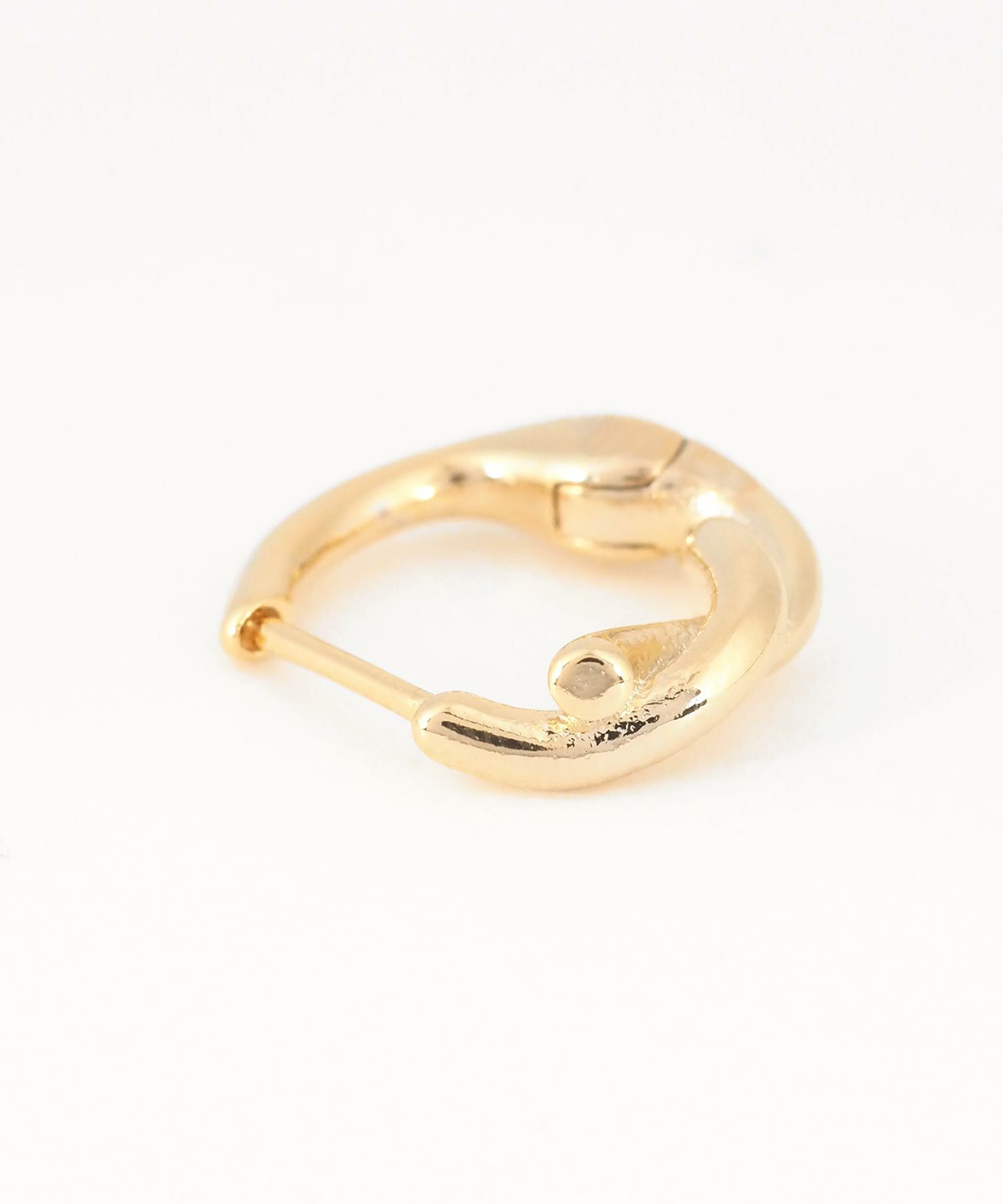 クロスループスプリングフープピアス