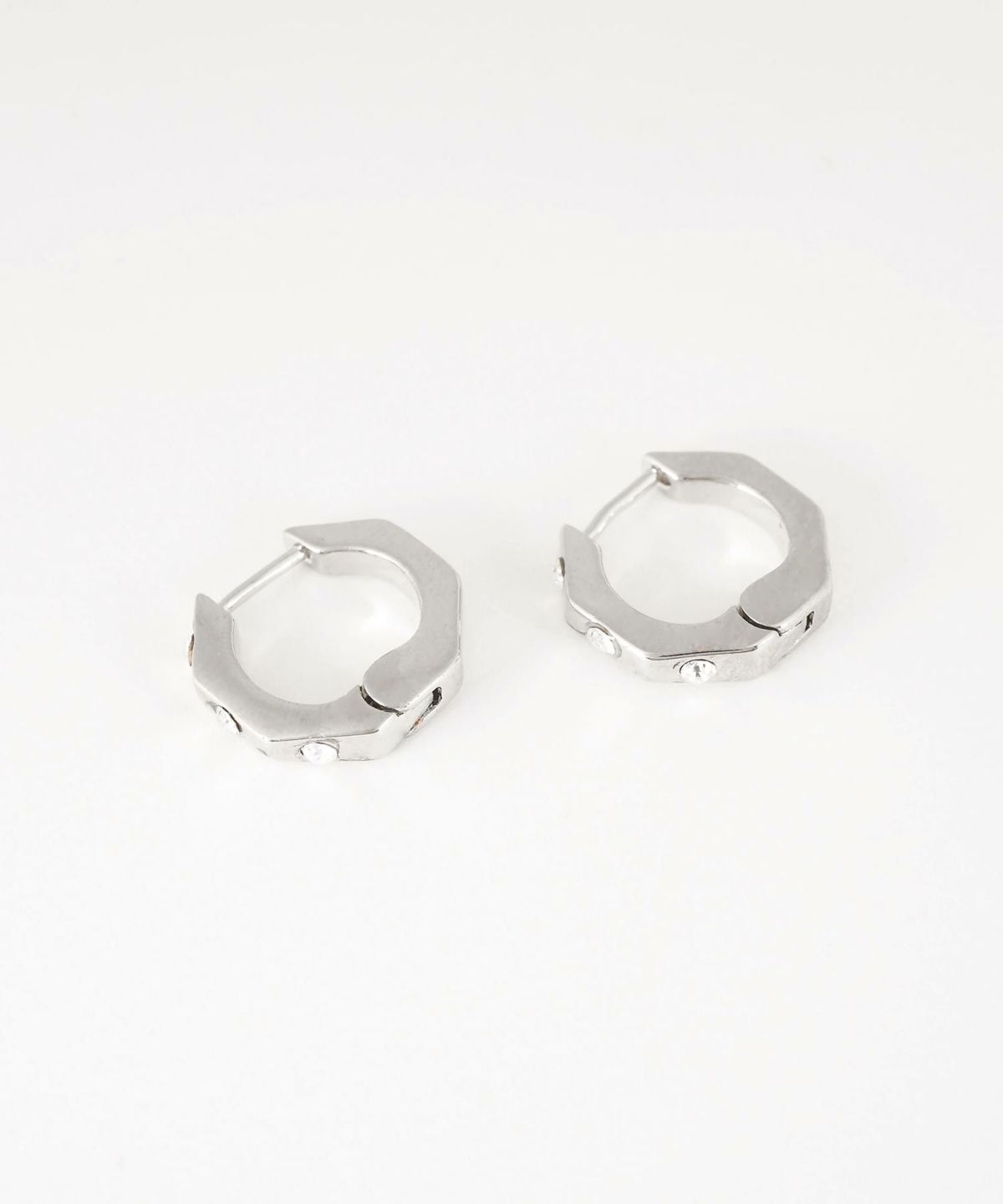 ポリゴンストーンスプリングフープピアス