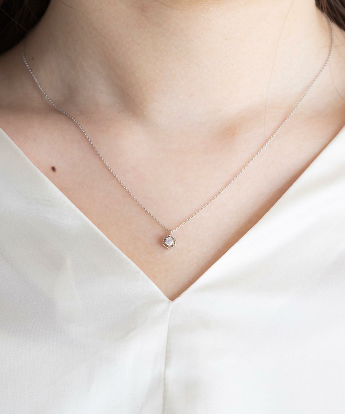 ヘキサゴンストーンプチペンダント