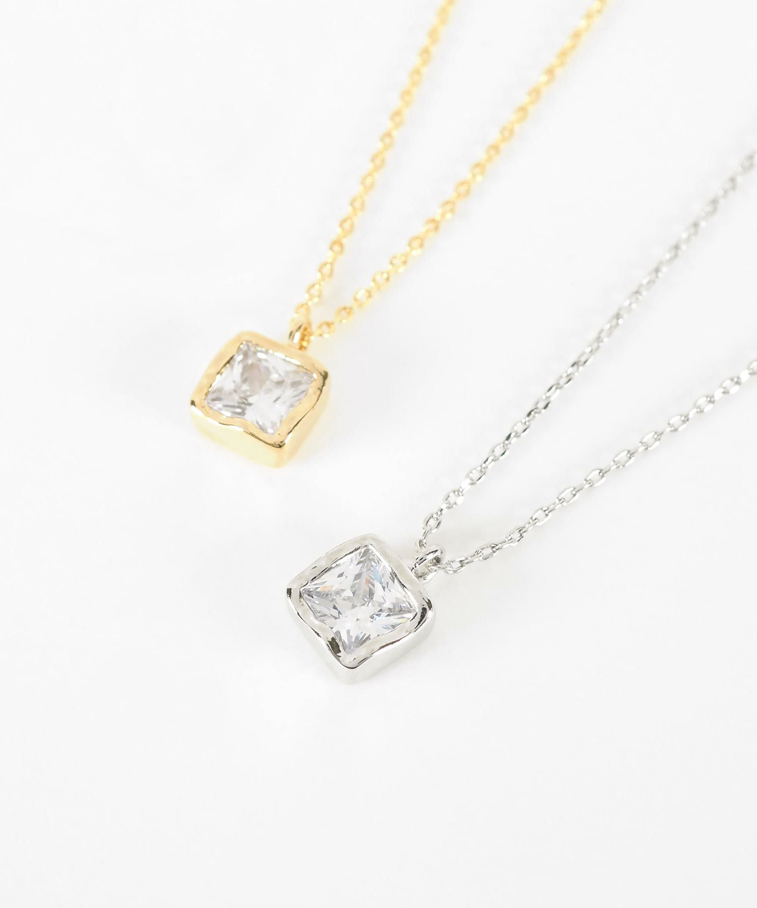 キュービックスクエアプチペンダント