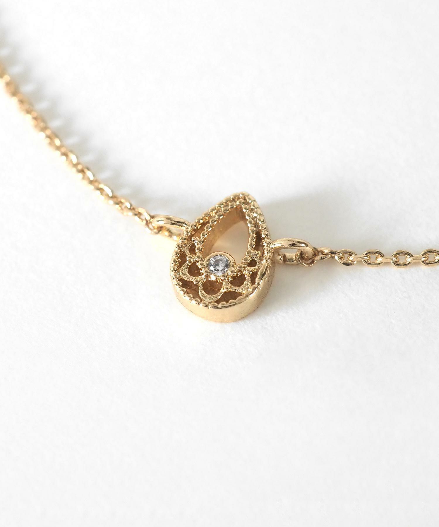 ドロップレースブレスレット