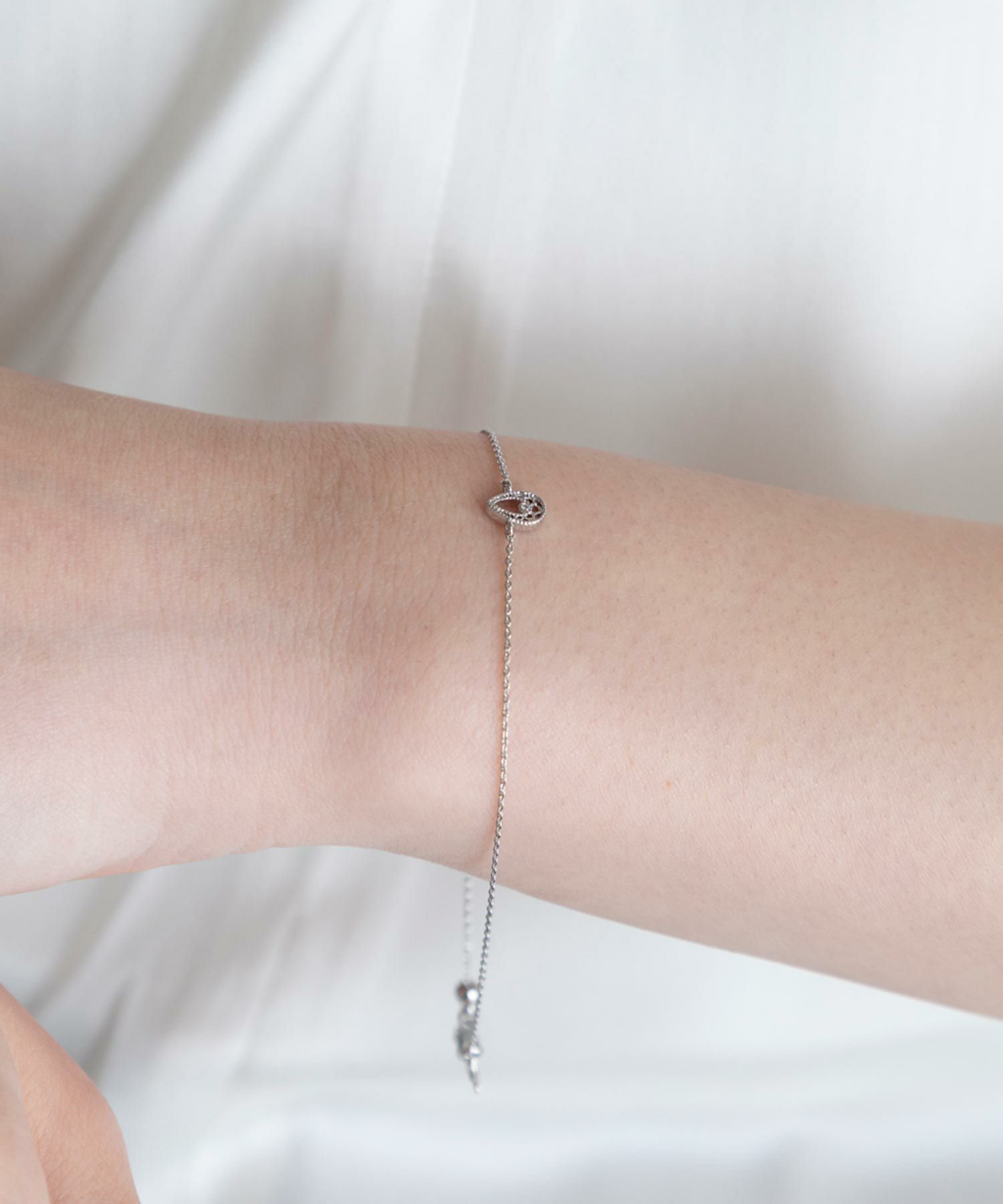 ドロップレースブレスレット