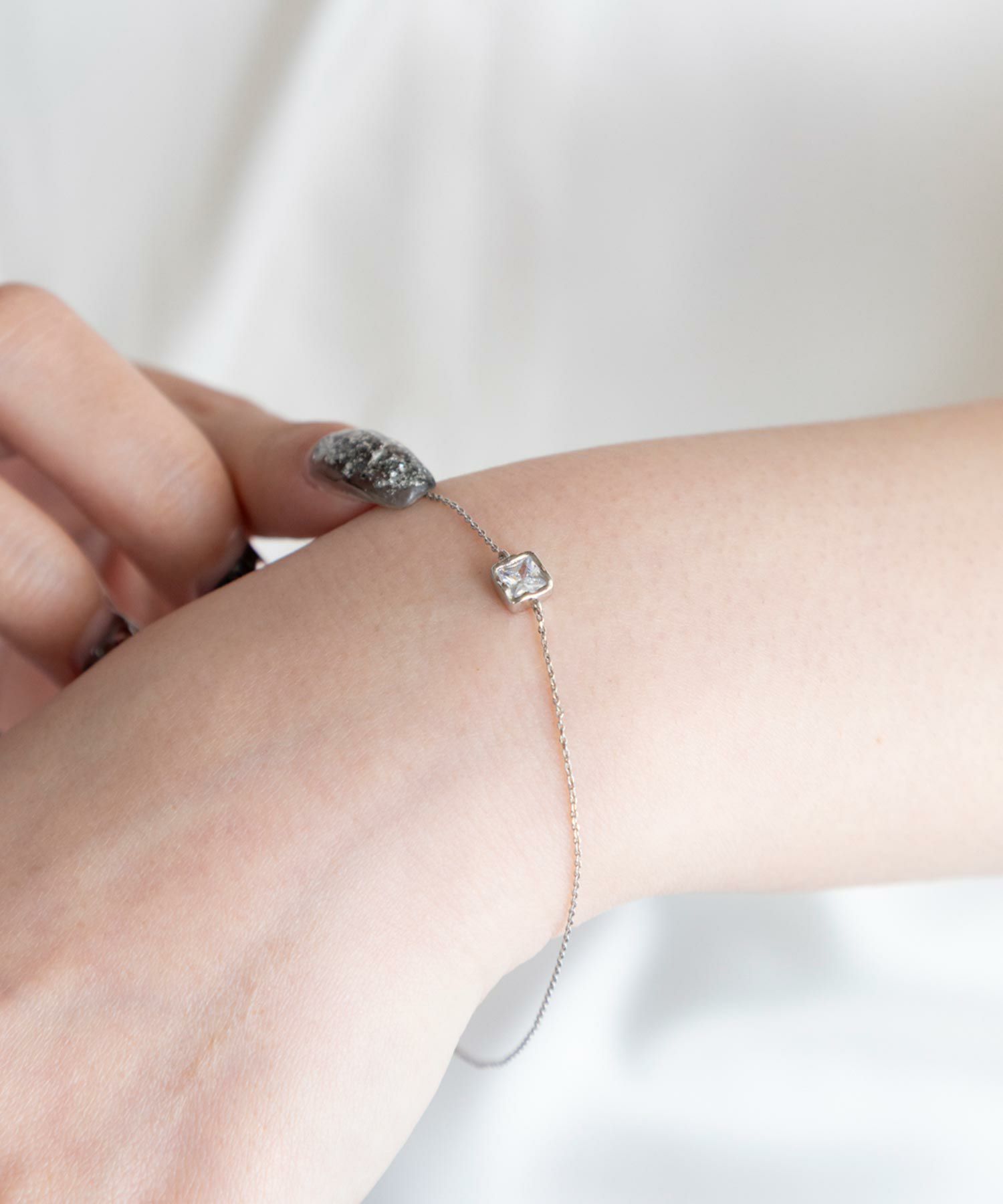 キュービックスクエアブレスレット