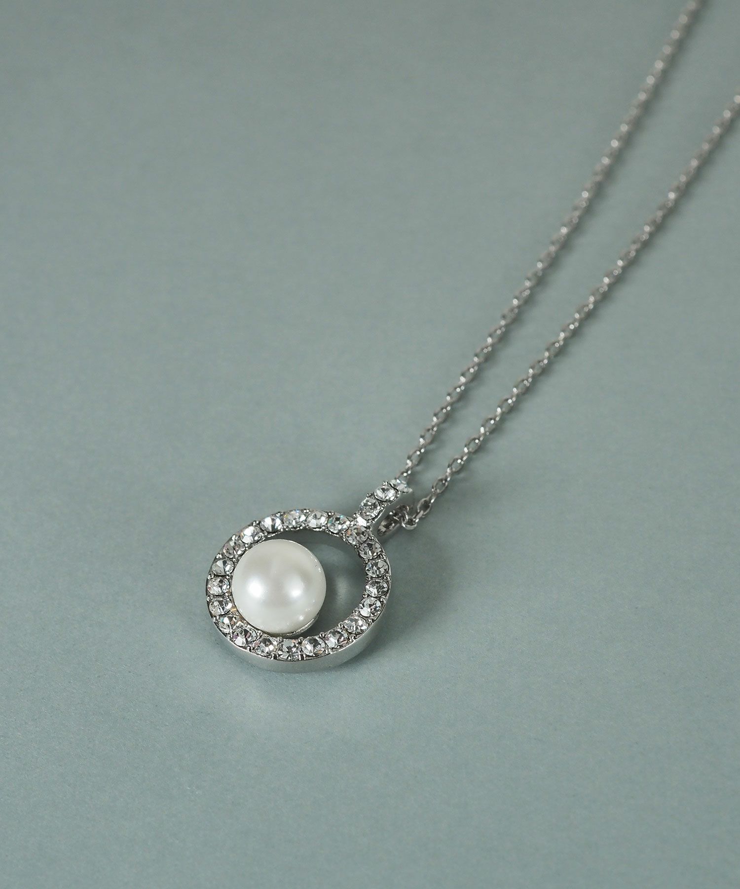 貝パールサークルパヴェネックレス