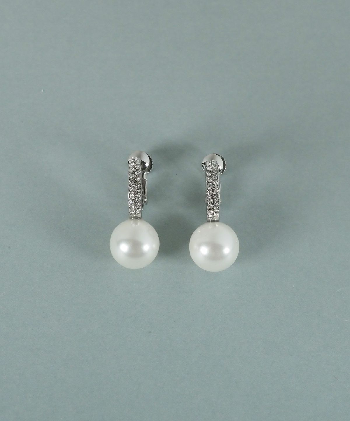 貝パールラインパヴェイヤリング