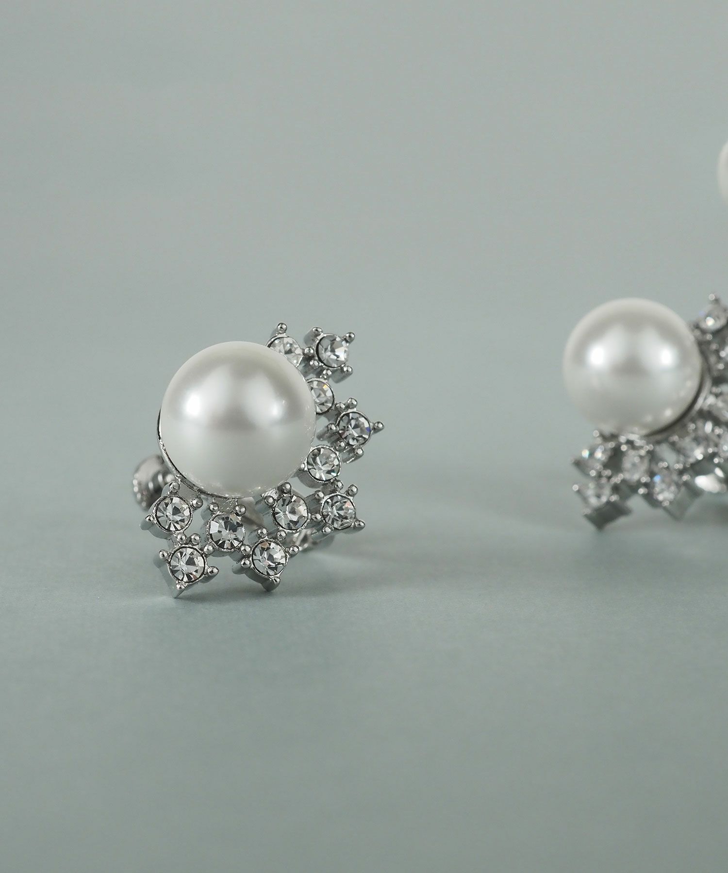 貝パールファンシェイプストーンイヤリング