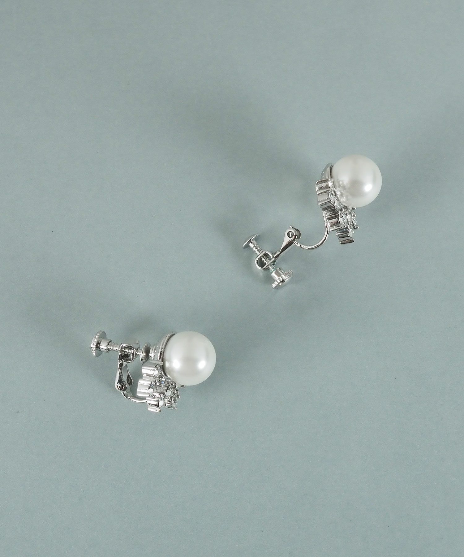 貝パールファンシェイプストーンイヤリング