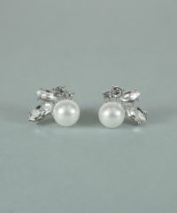 貝パールビジューピアス