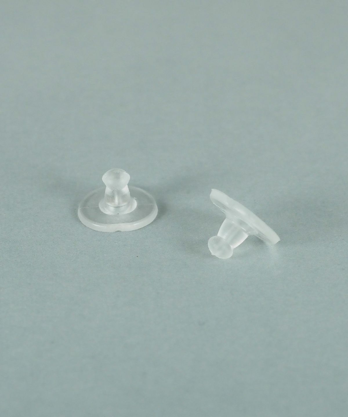 貝パールビジューピアス