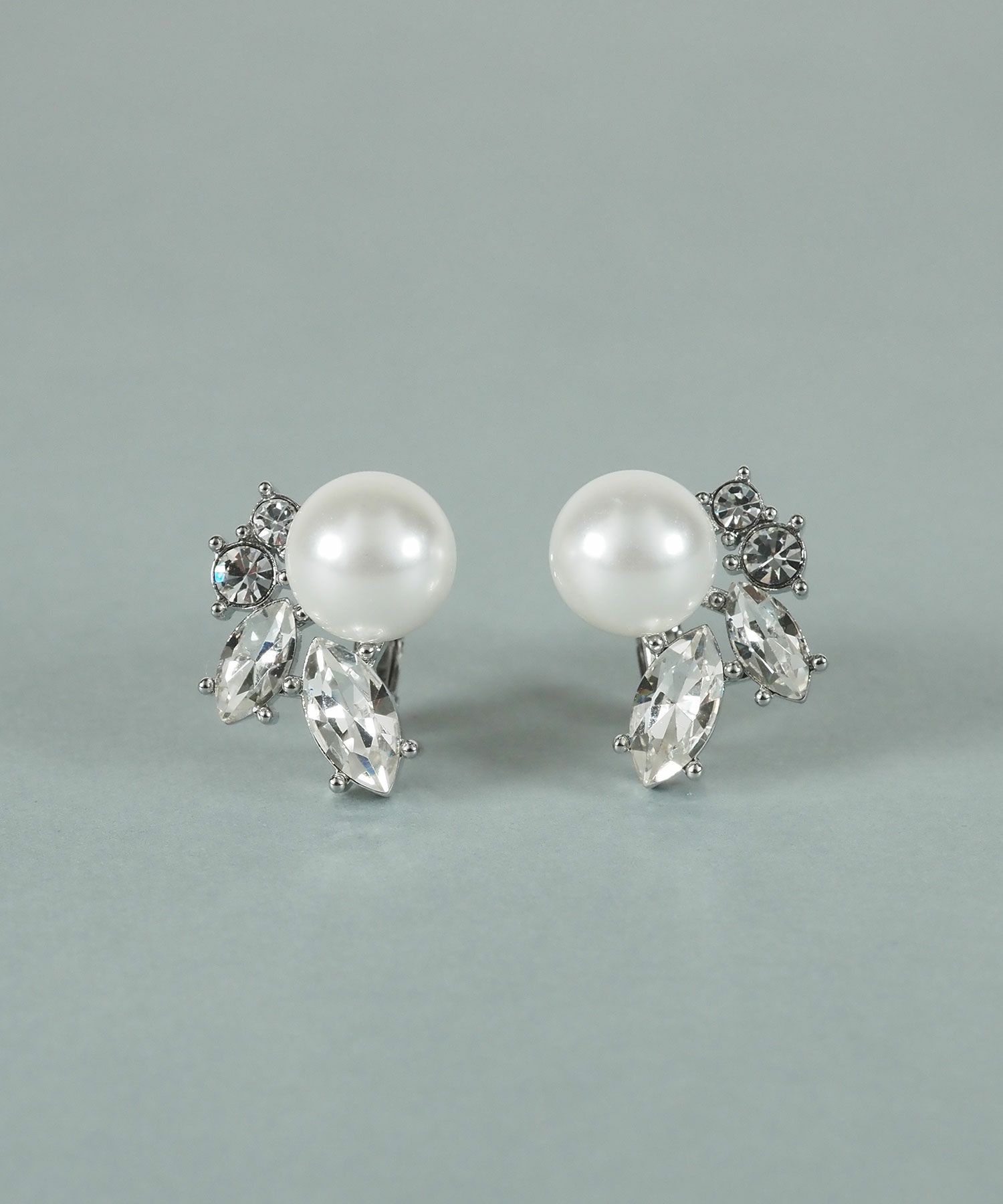 貝パールビジューイヤリング