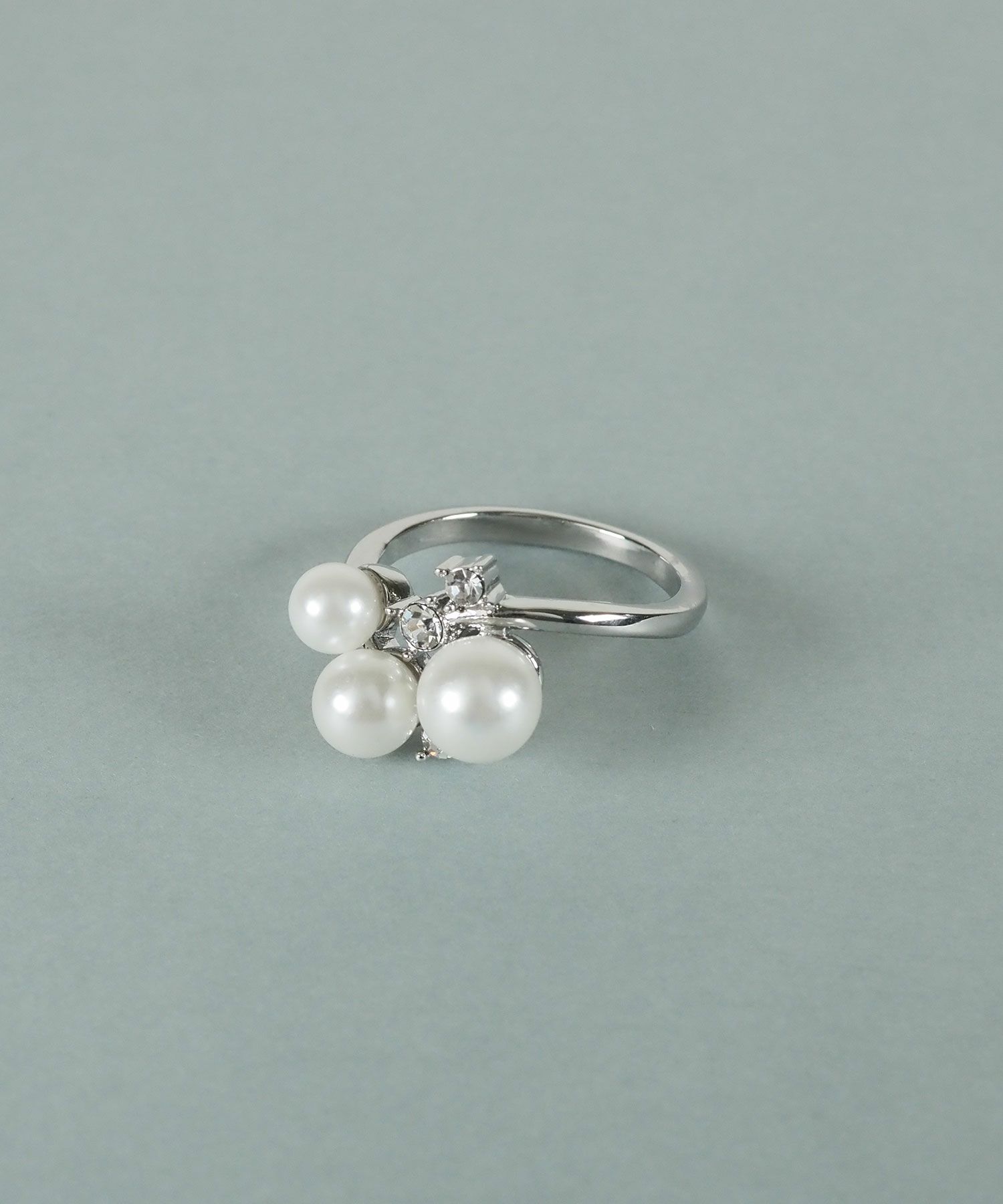 トリプル貝パールビジューリング