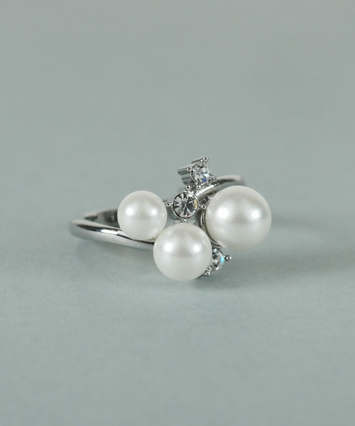 トリプル貝パールビジューリング