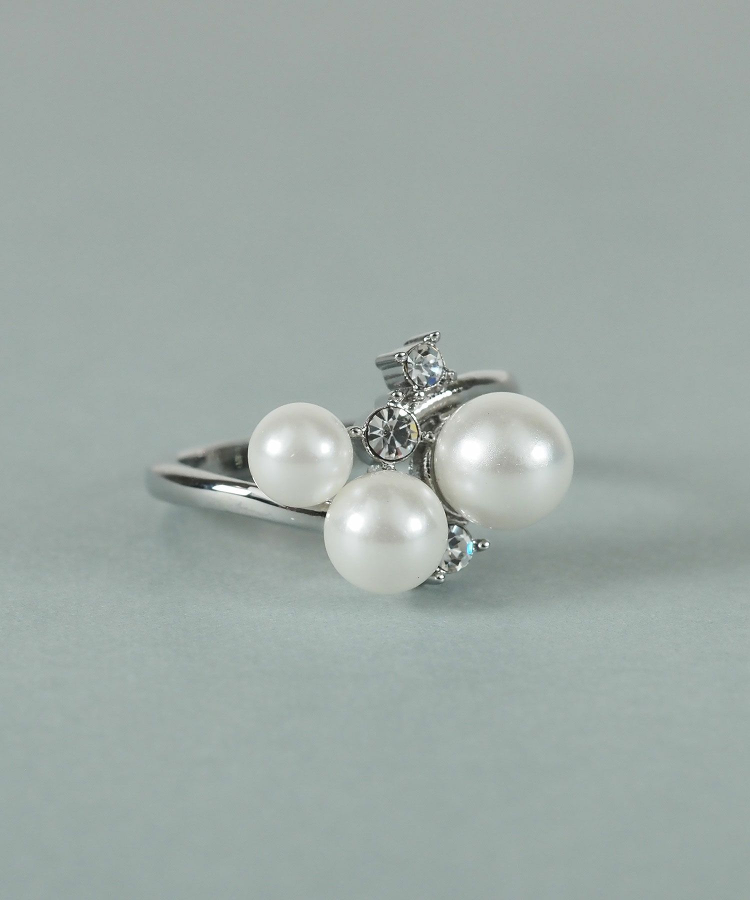 トリプル貝パールビジューリング