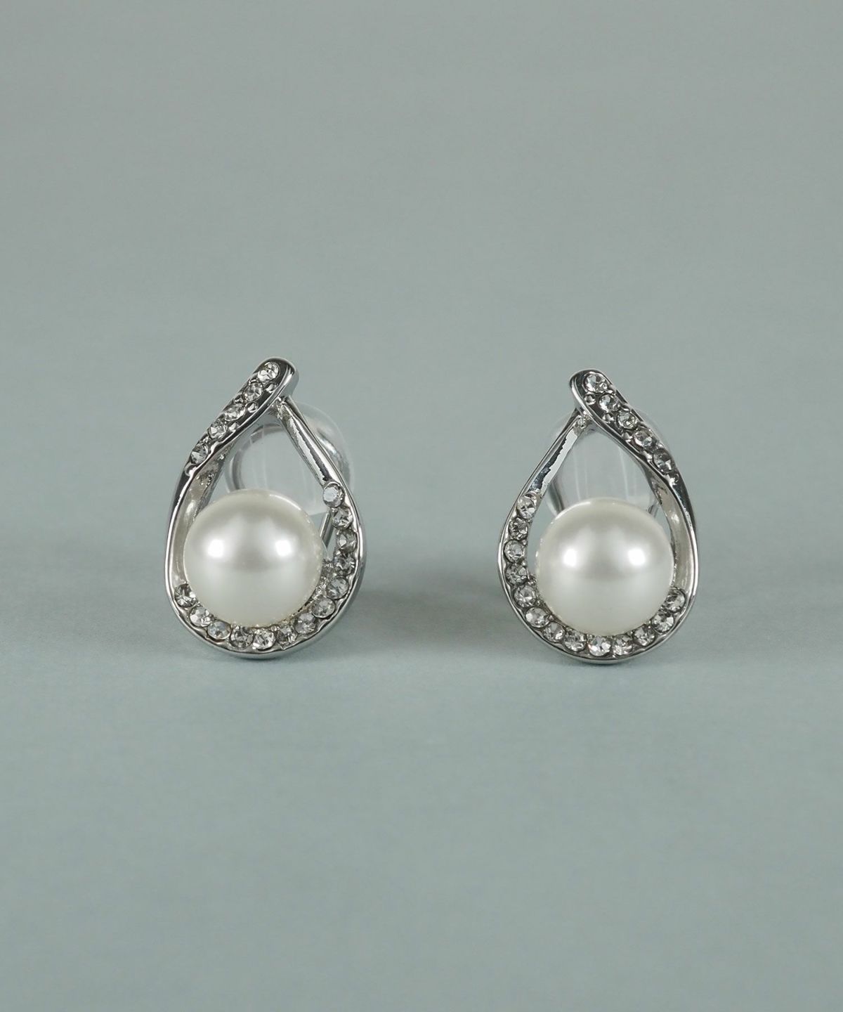 貝パールドロップラインイヤリング