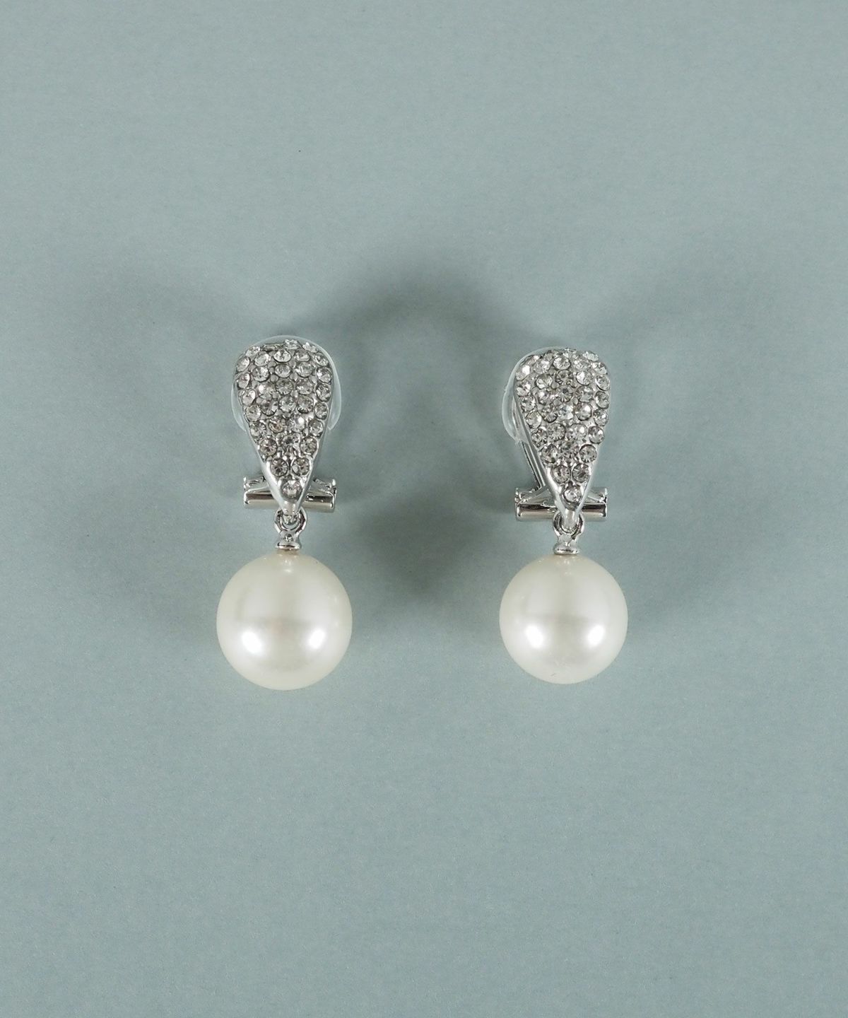 貝パールリーフパヴェイヤリング