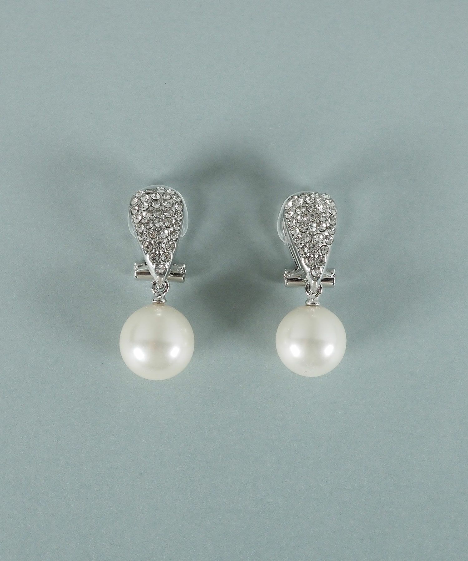 貝パールリーフパヴェイヤリング