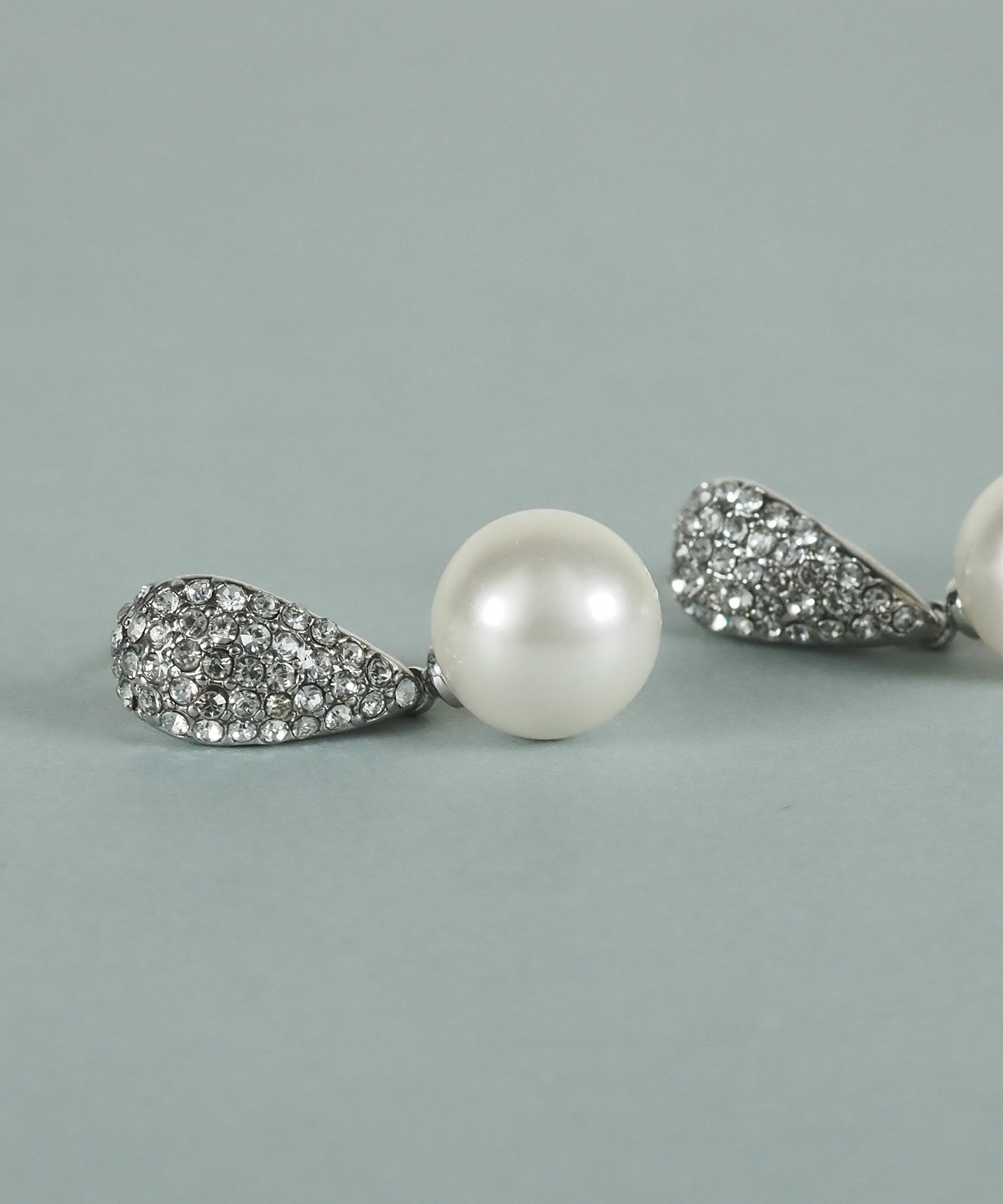 貝パールリーフパヴェピアス【JUNO PREMIUM】