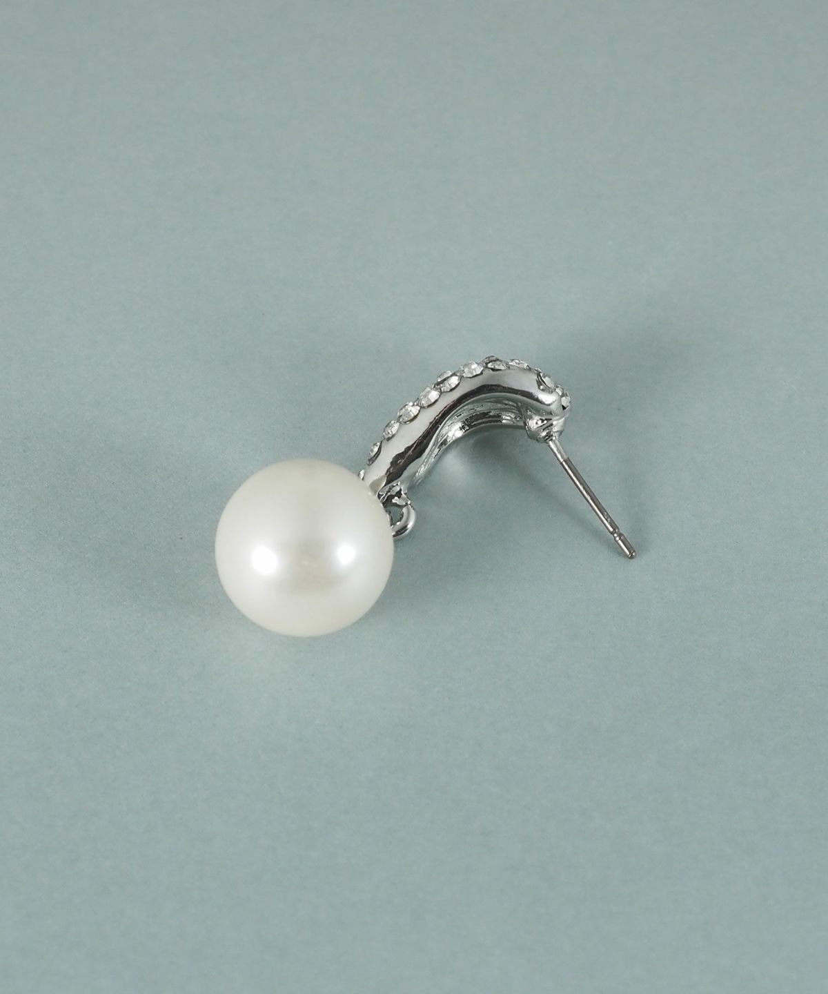 貝パールリーフパヴェピアス【JUNO PREMIUM】