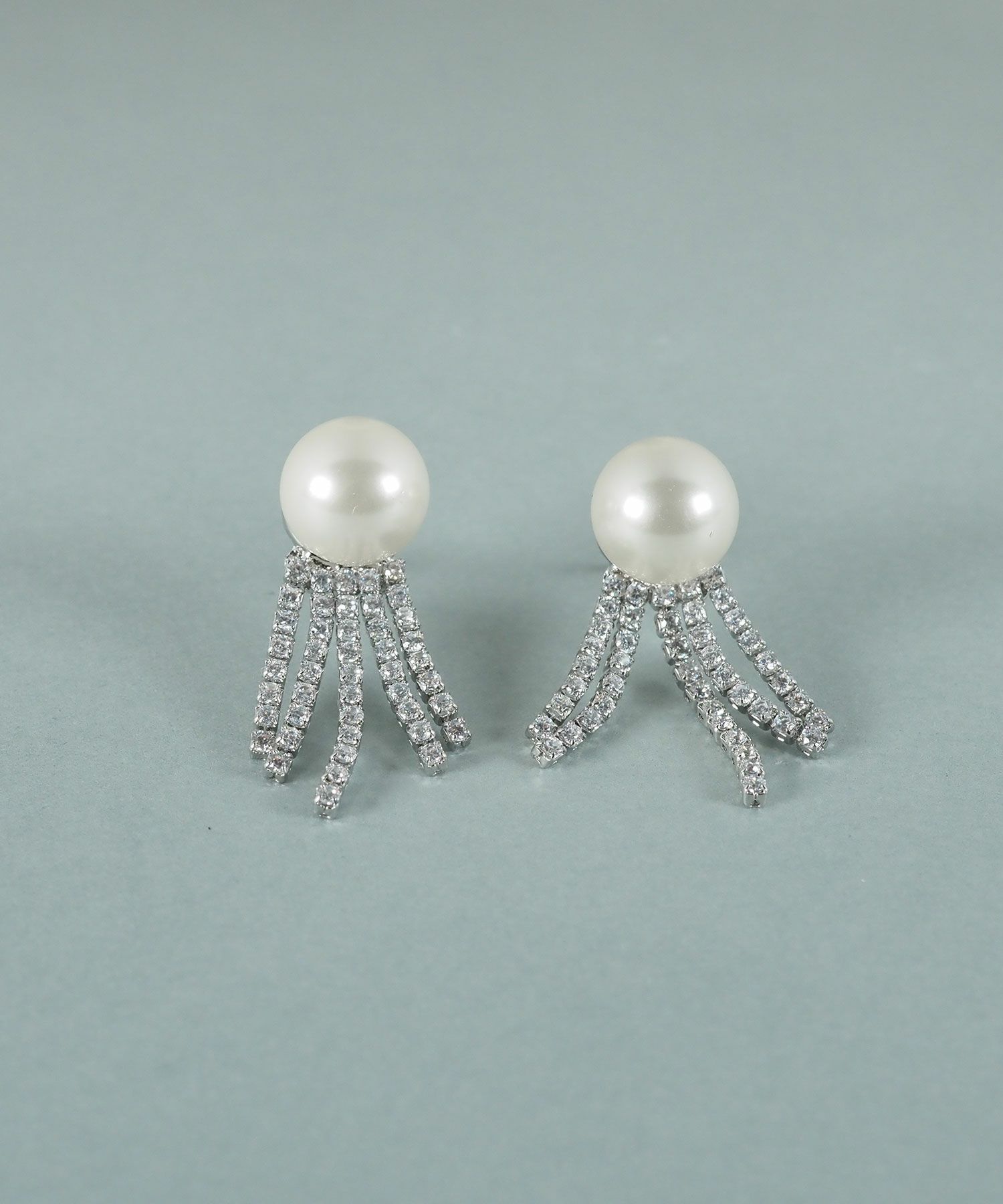 貝パールストーンシャワーピアス