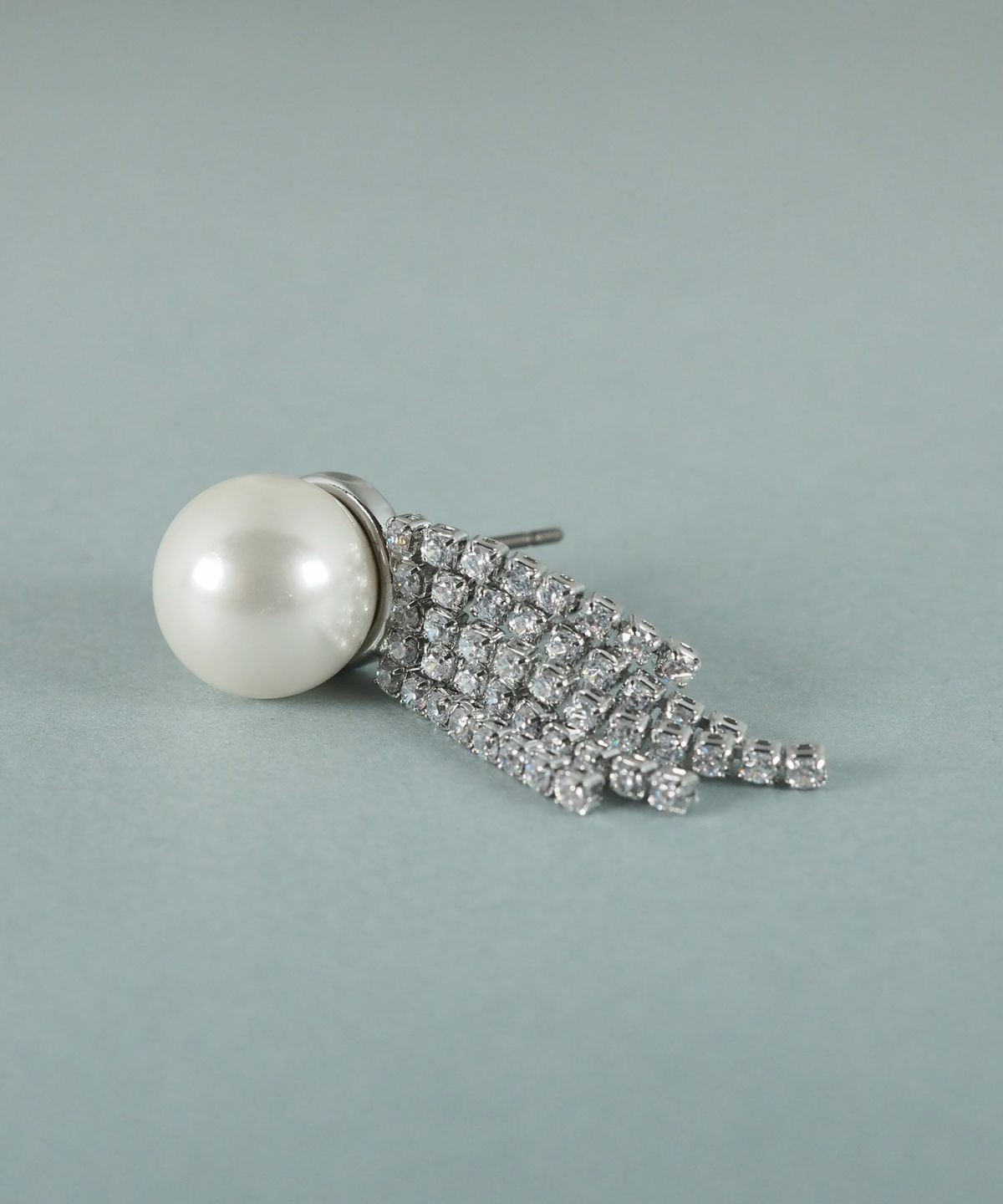 貝パールストーンシャワーピアス