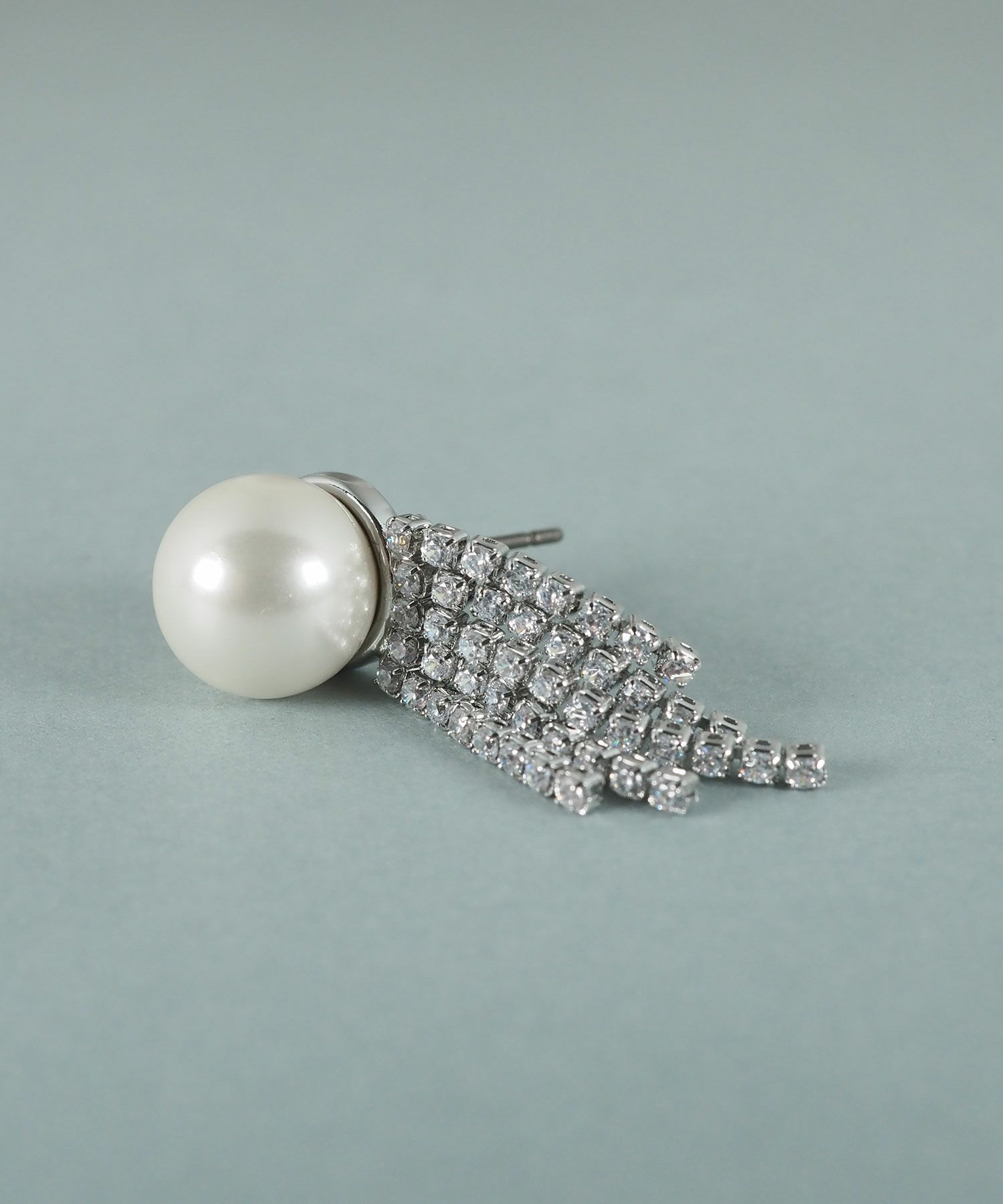 貝パールストーンシャワーピアス