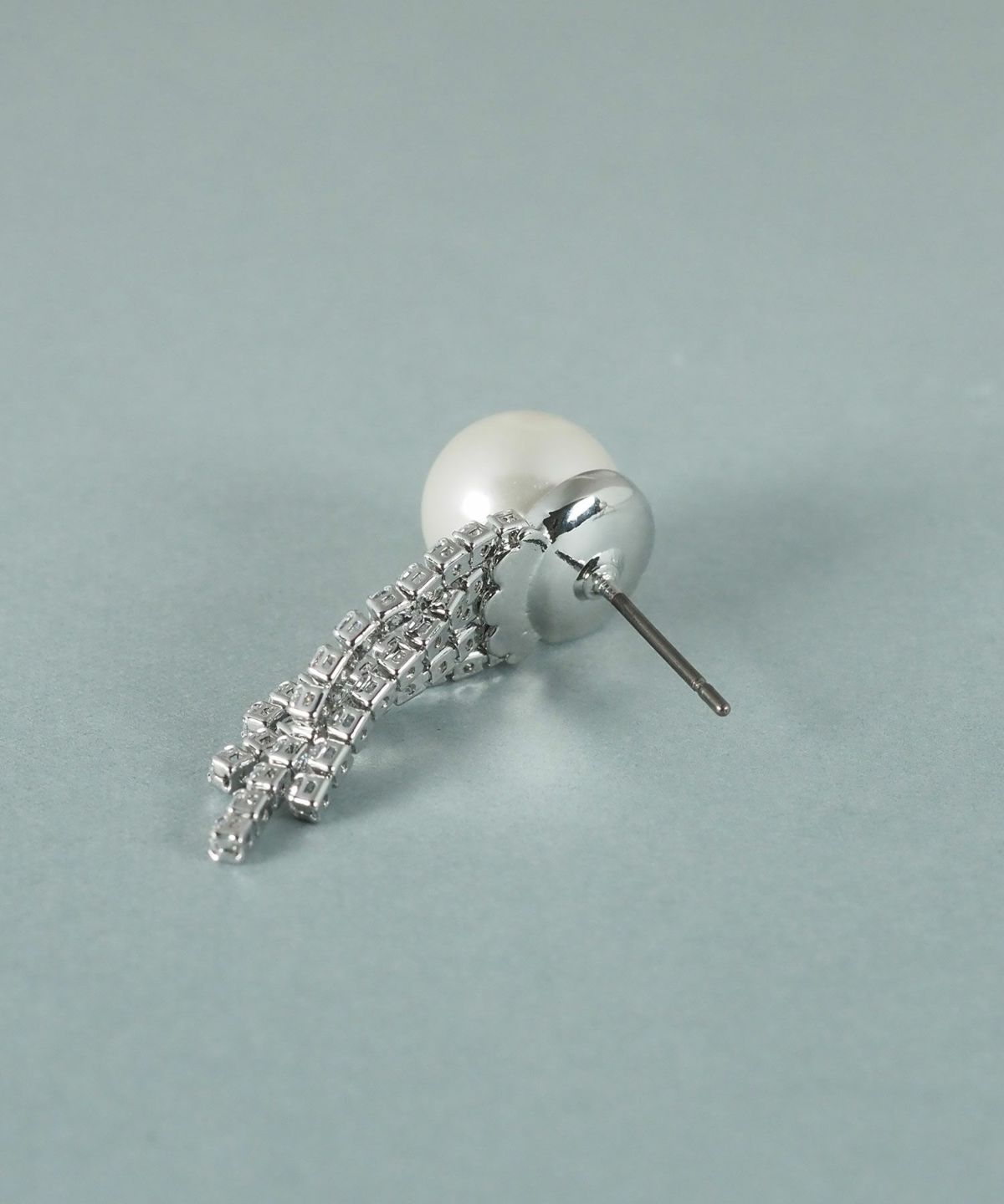 貝パールストーンシャワーピアス