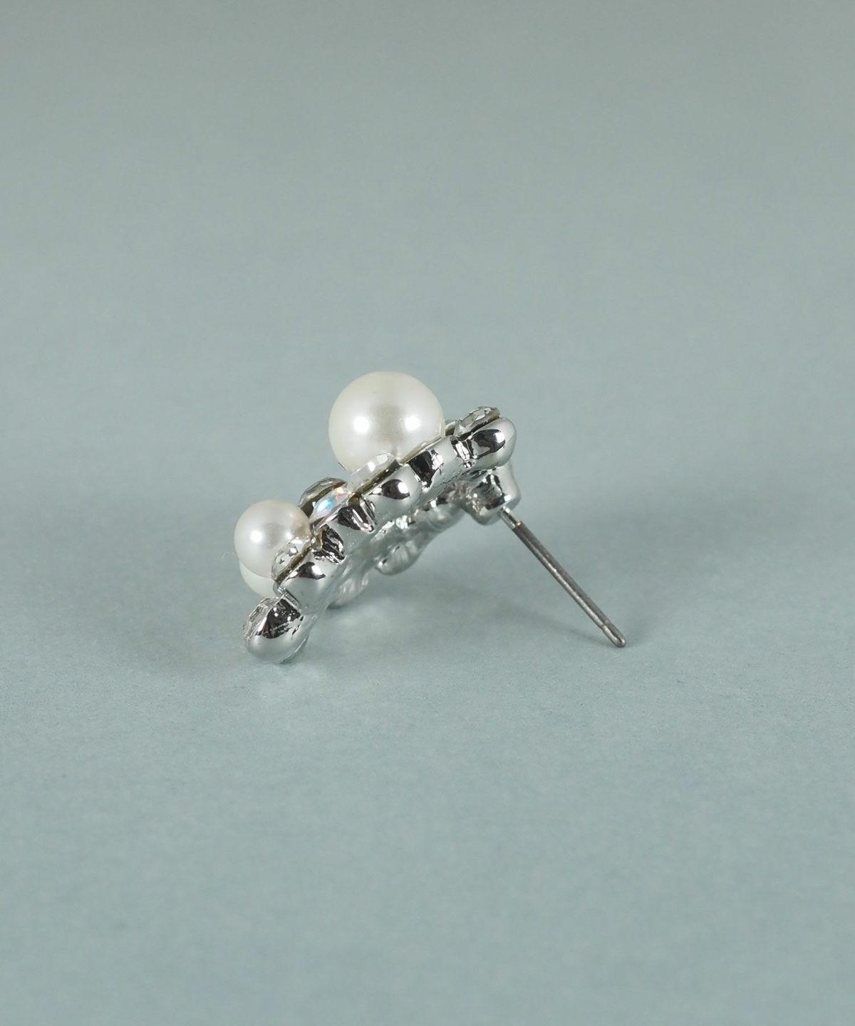 貝パールオーロラビジューピアス