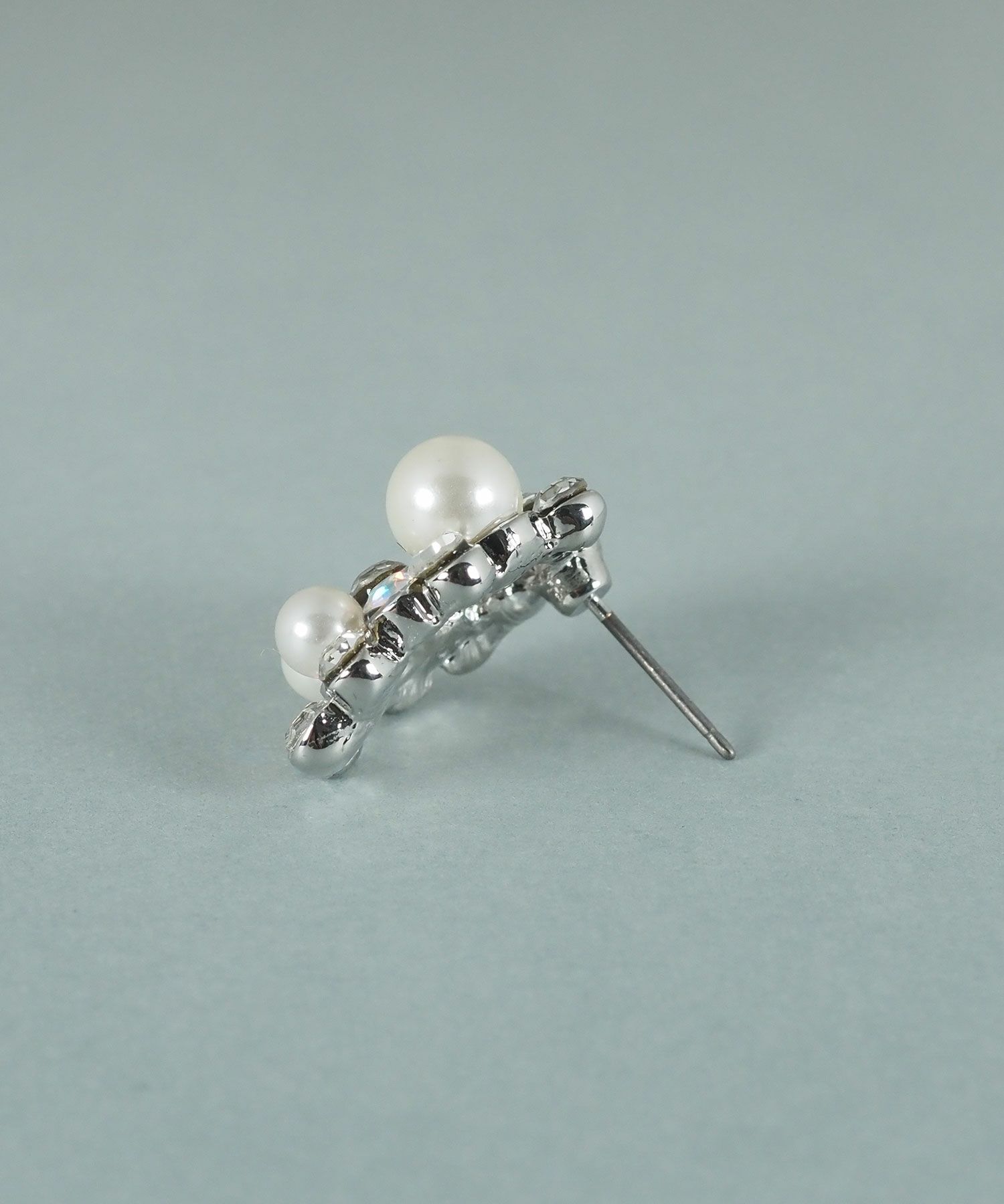 貝パールオーロラビジューピアス