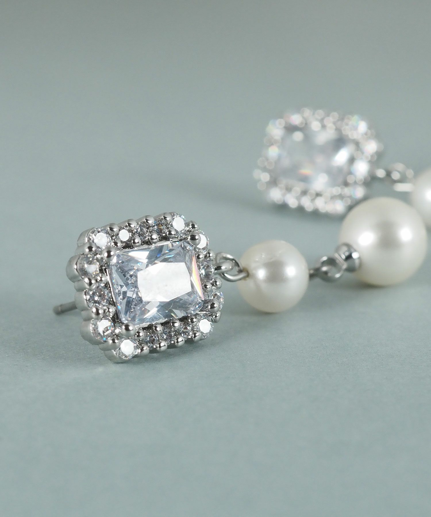 ダブル貝パールビジューピアス【JUNO PREMIUM】