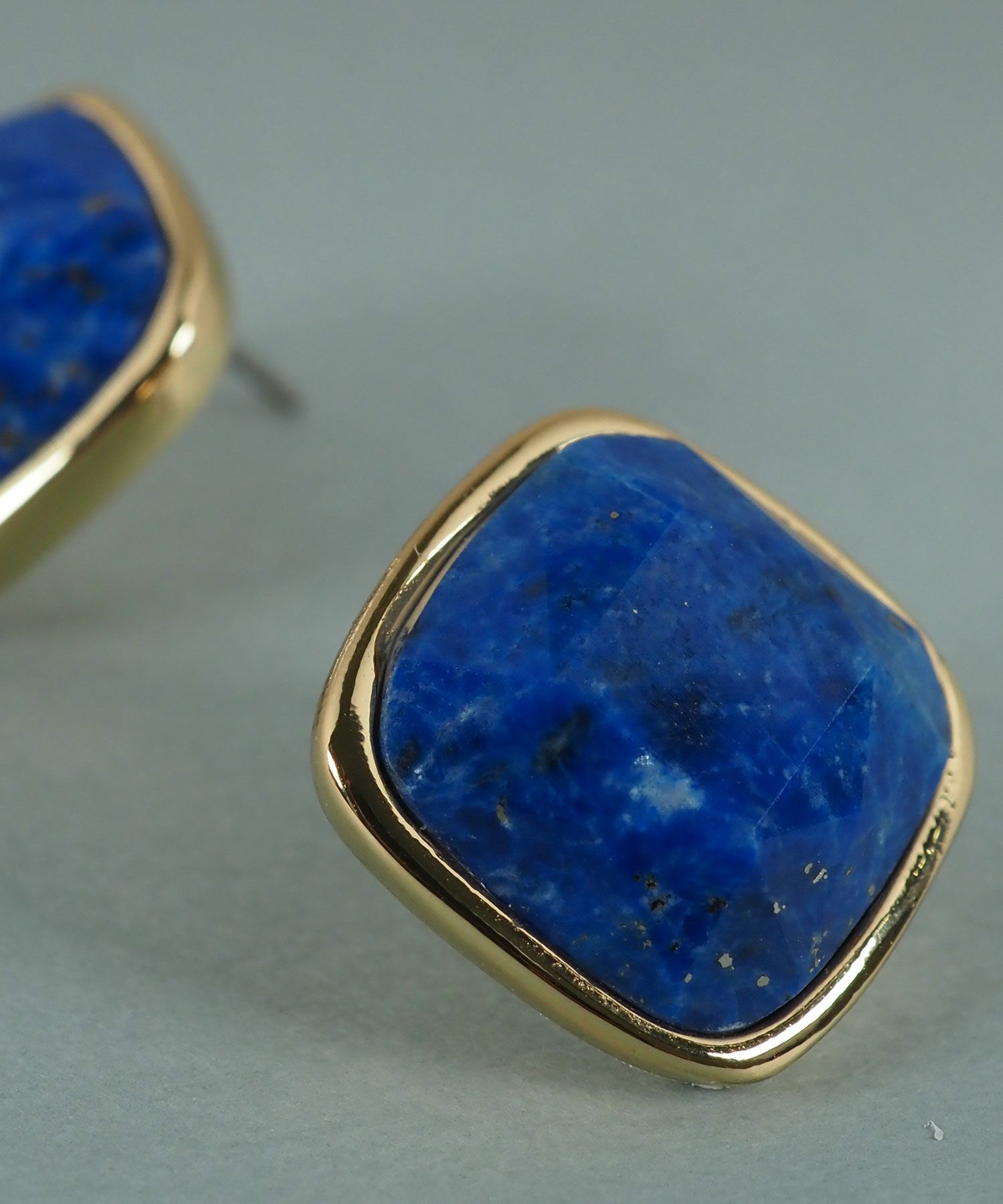 スクエアラピスラズリピアス【JUNO PREMIUM】