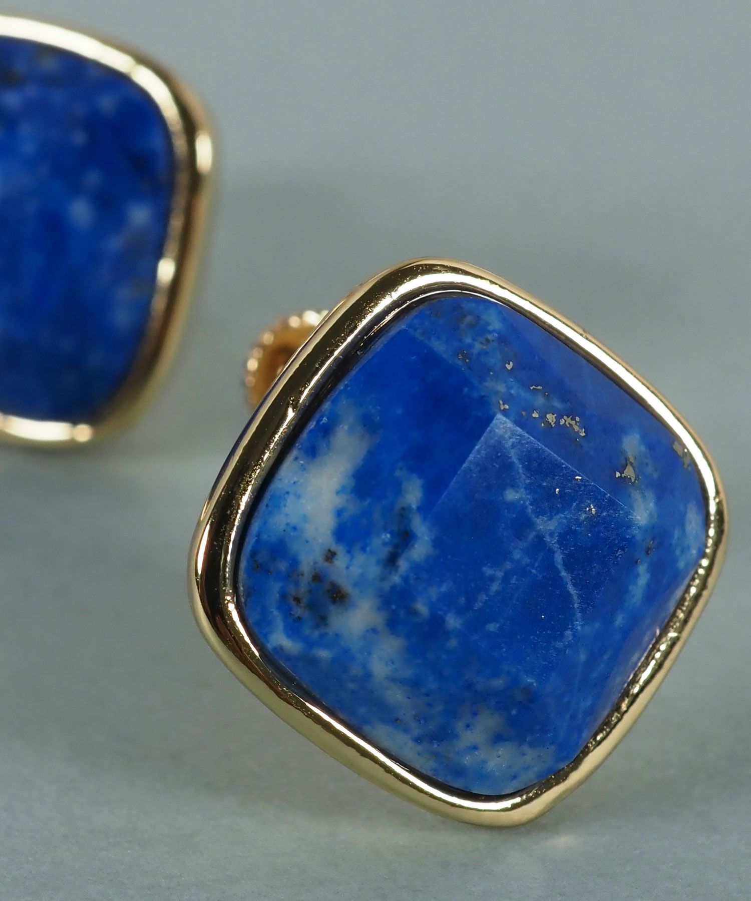 スクエアラピスラズリイヤリング【JUNO PREMIUM】