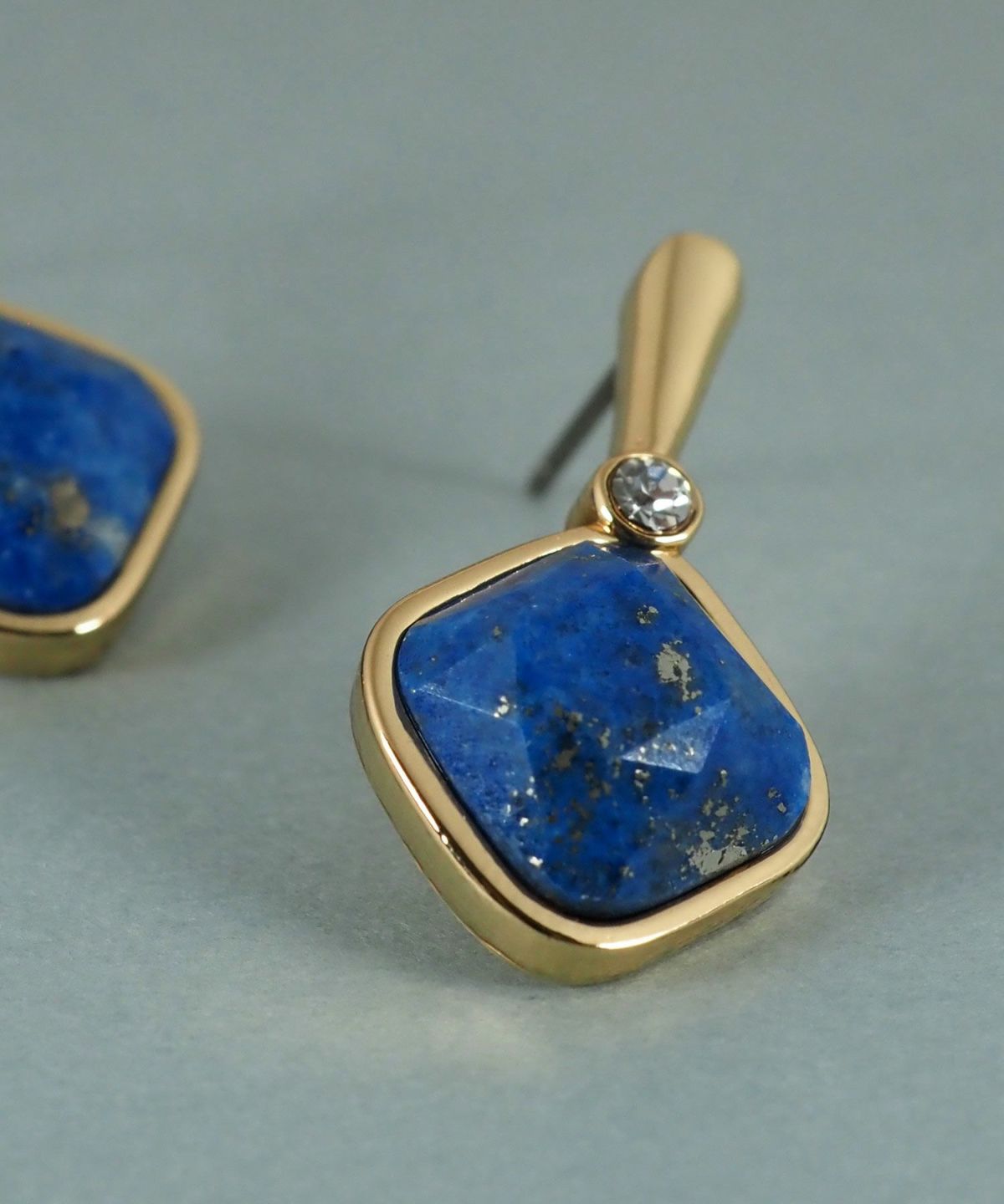 スクエアラピスラズリクリスタルピアス【JUNO PREMIUM】