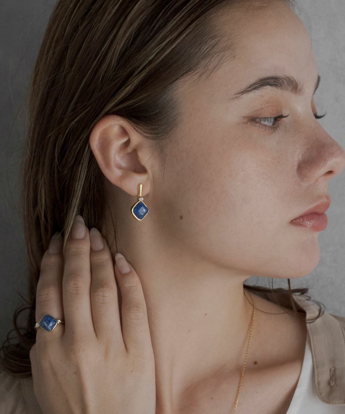 スクエアラピスラズリクリスタルピアス【JUNO PREMIUM】 | 【公式】MUK