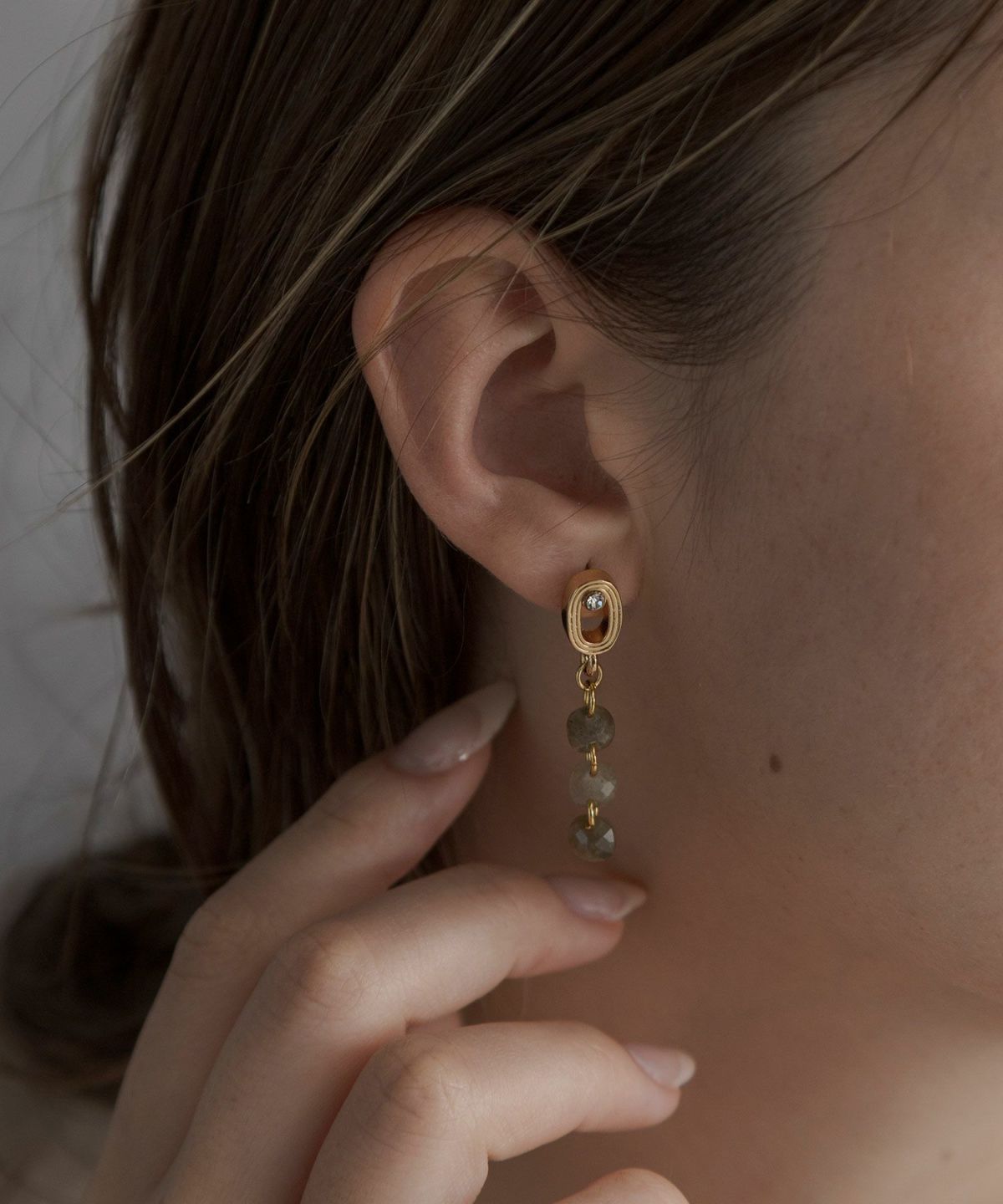 ラブラドライトオーバルメタルピアス【JUNO PREMIUM】 | 【公式】MUK