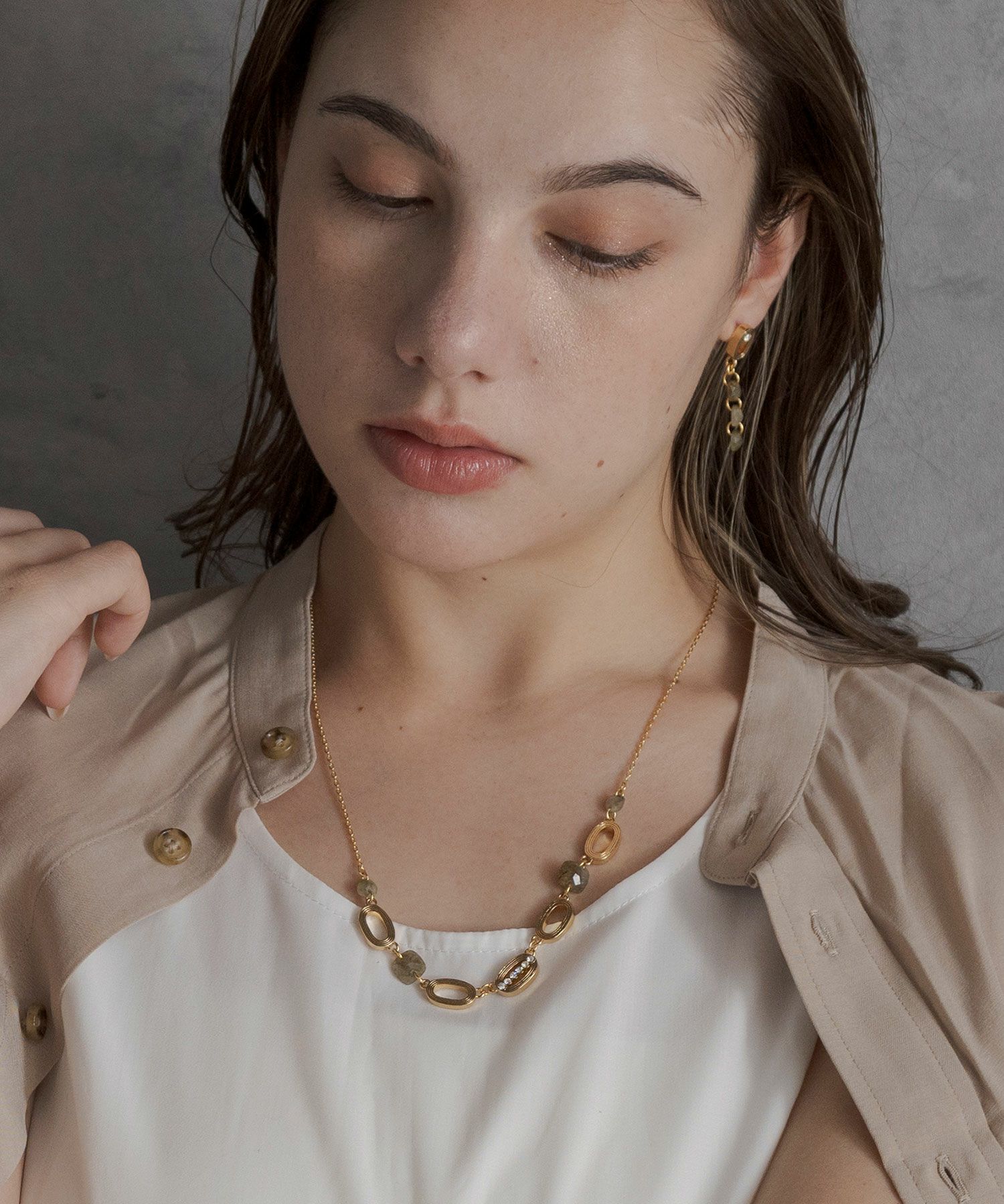 ラブラドライトオーバルメタルネックレス【JUNO PREMIUM】